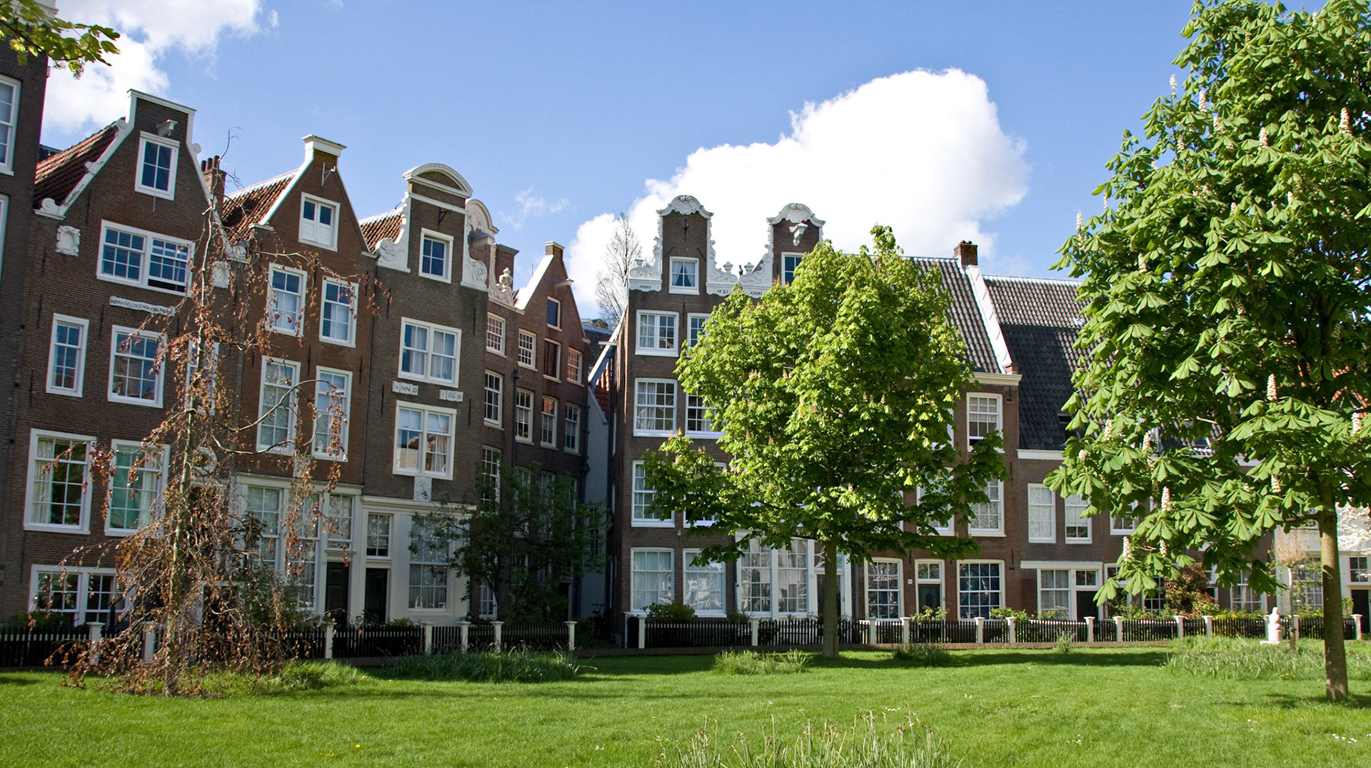 AmsterdamPlease see my other Photographs at: http://www.jamespdeans.co.uk/