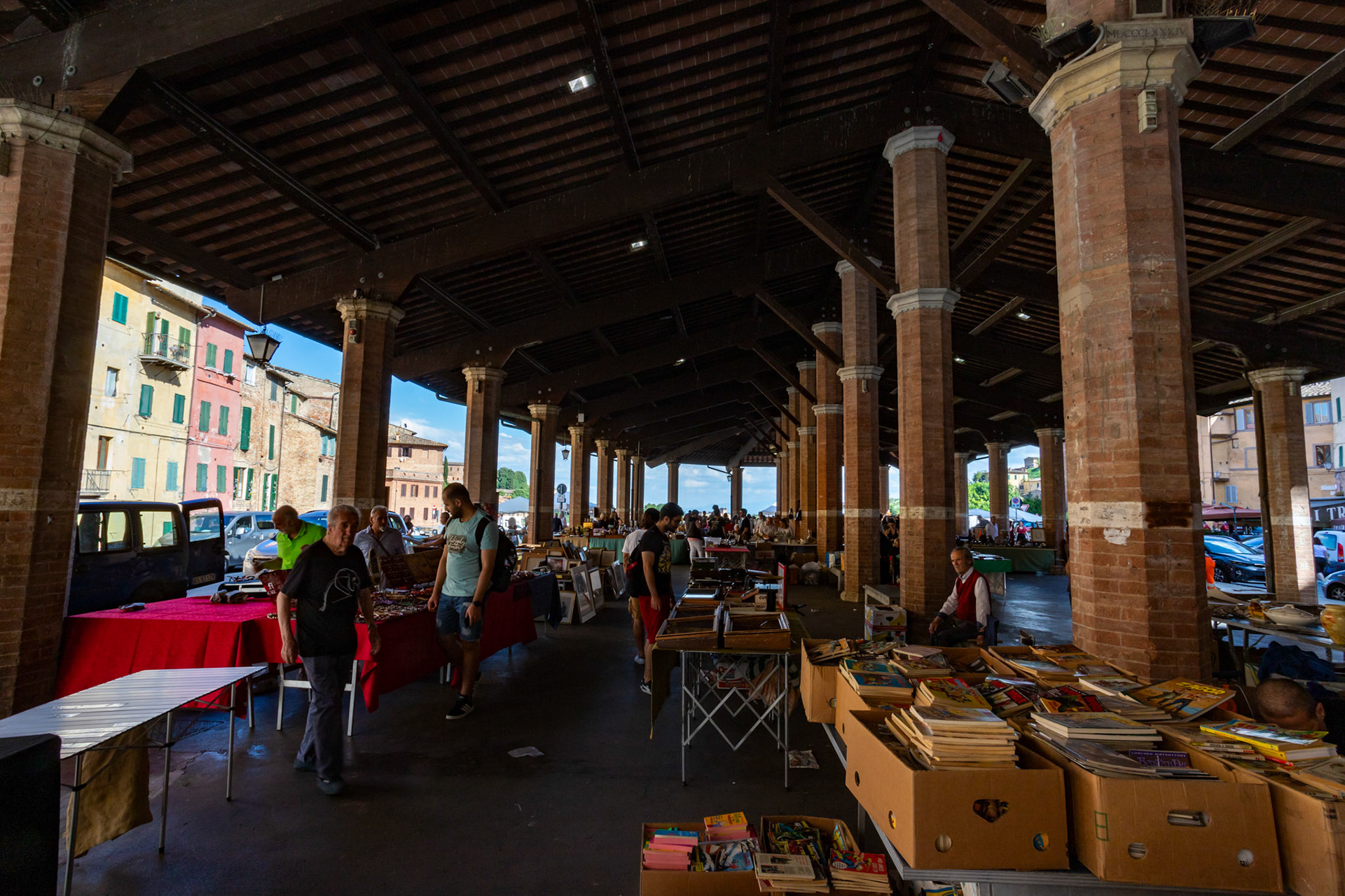 Piazza del Mercato, Siena 16 June 2024