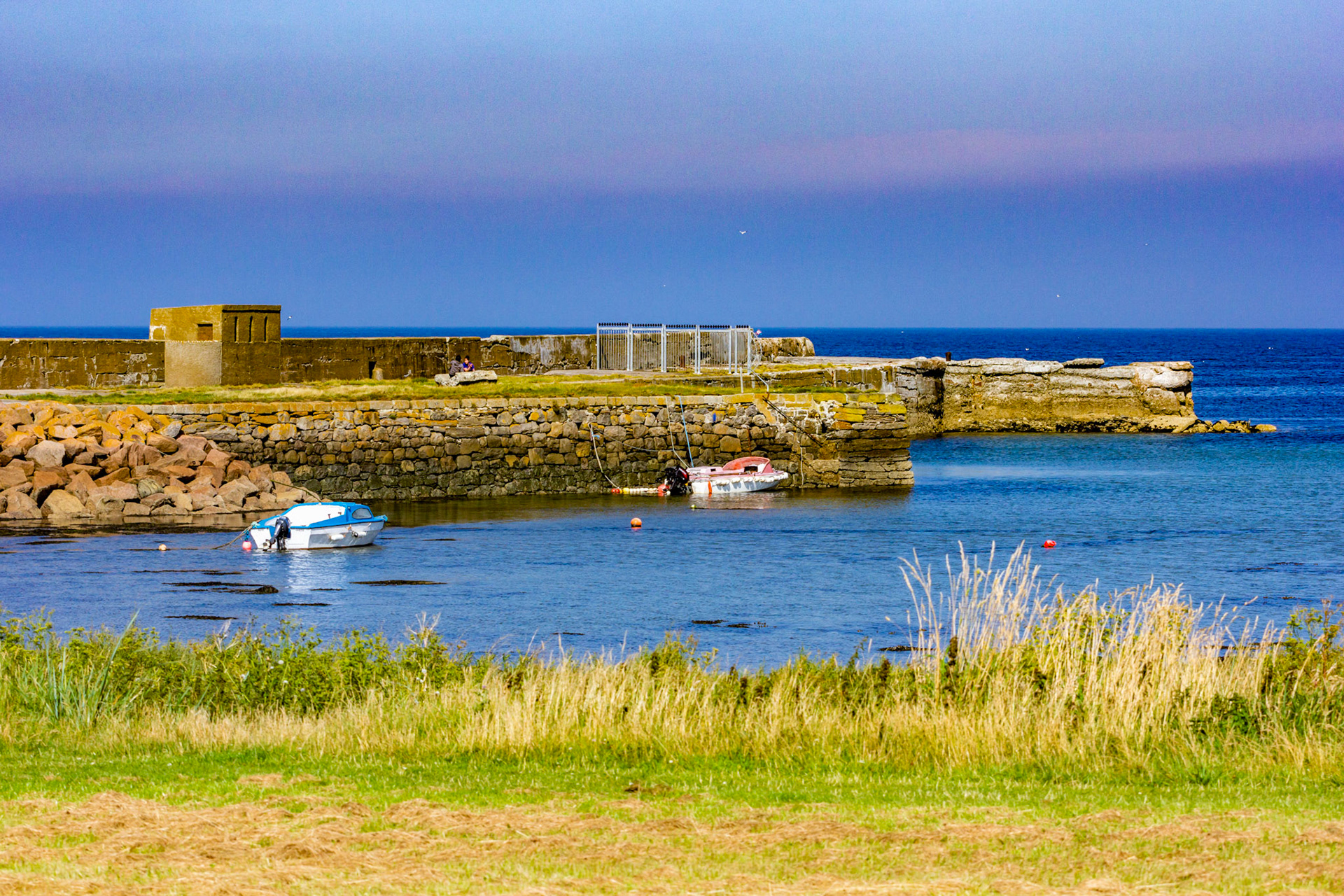 Rosehearty HarbourPlease see my other photos at JamesPDeans.co.uk
