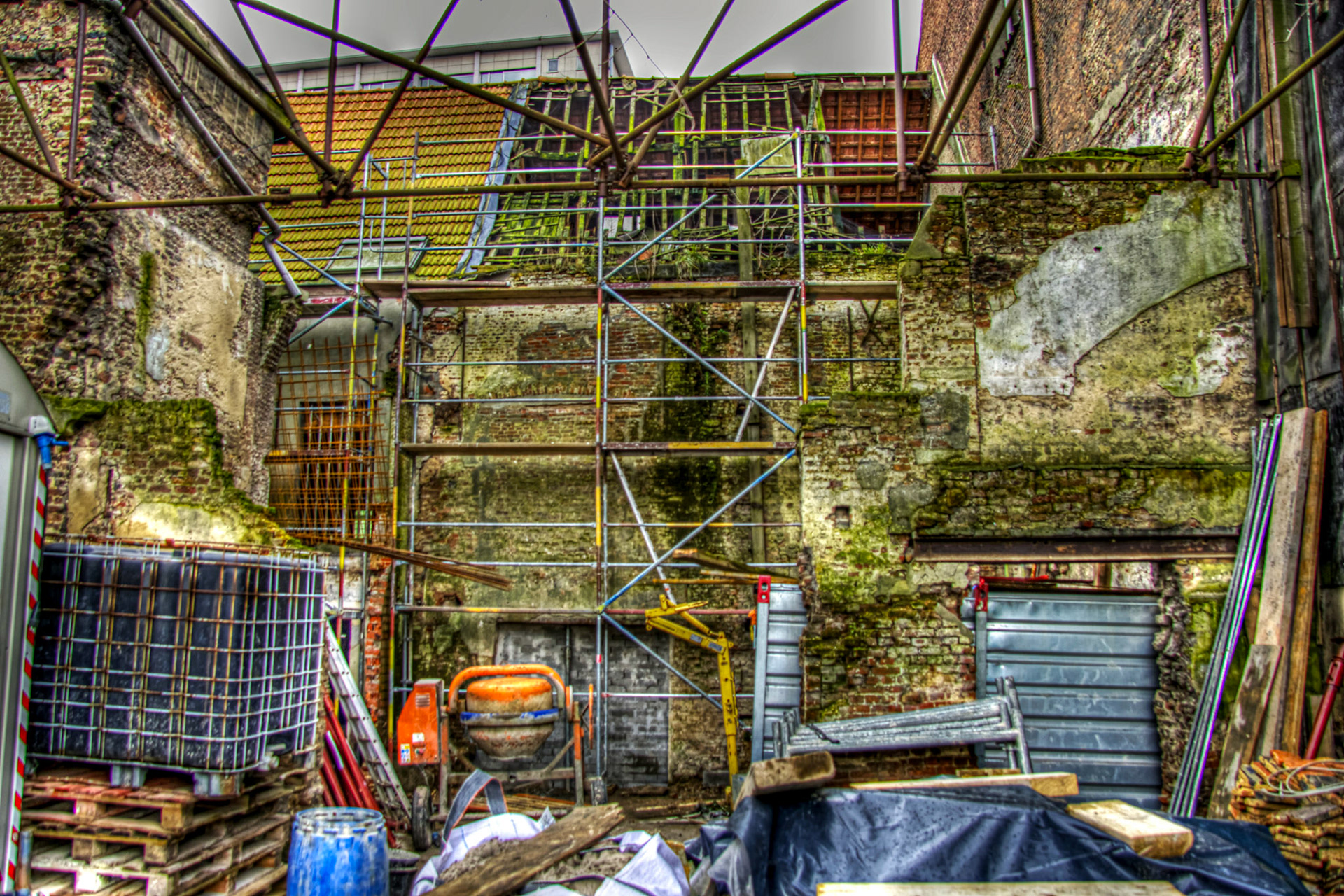 AntwerpPlease see my other Photographs at: http://www.jamespdeans.co.uk/