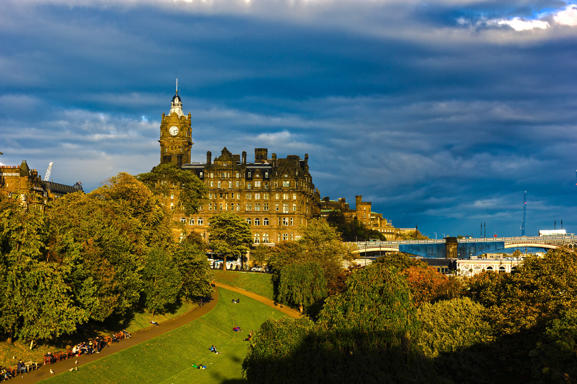 Princes Street Gardens, EdinburghPlease see my other Photographs at: www.jamespdeans.co.uk