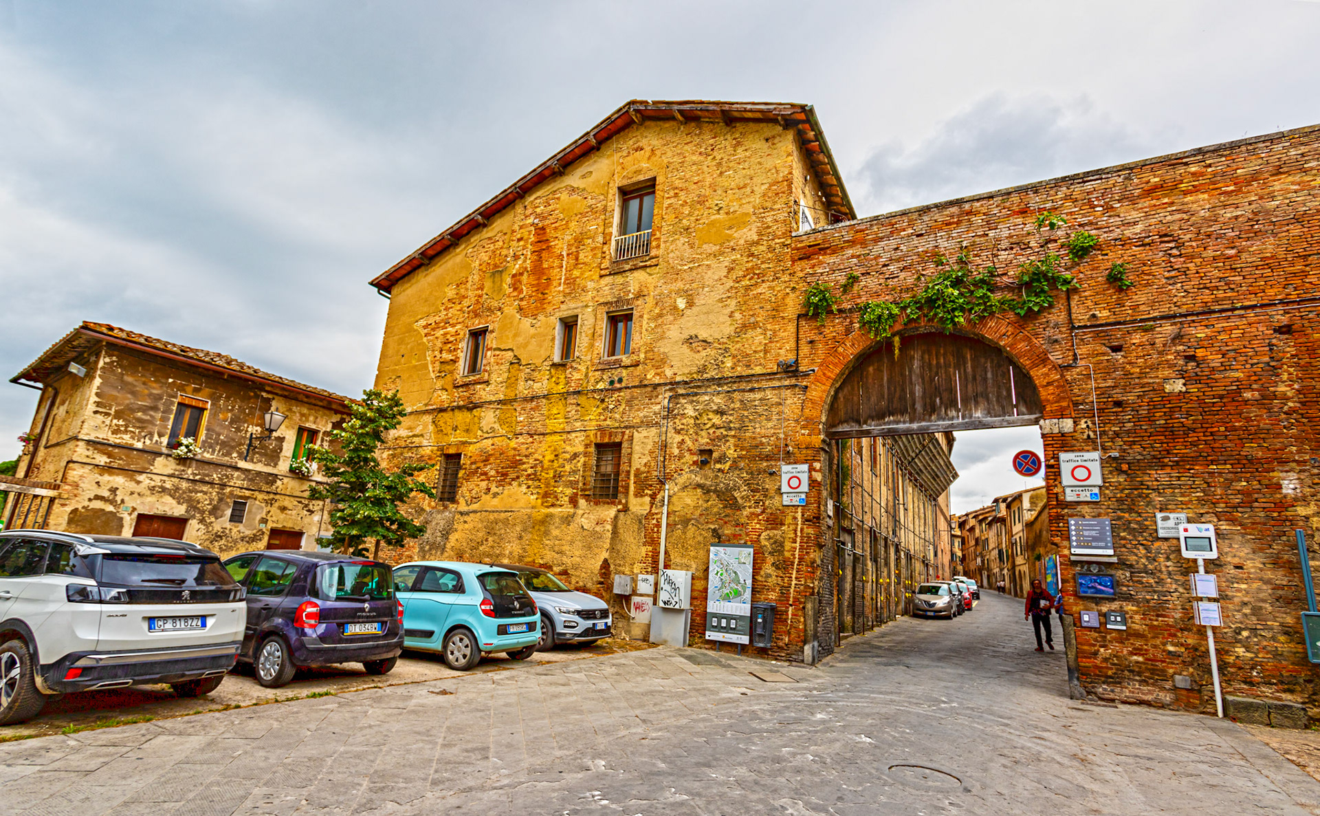 Porta Pispini, Siena 23 June 2024