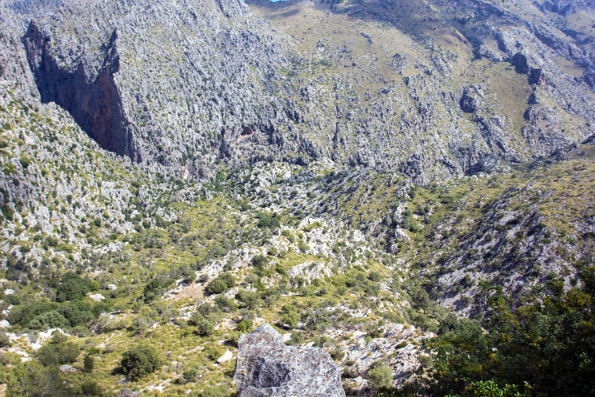 SollerPlease see my other Photographs at: http://www.jamespdeans.co.uk/