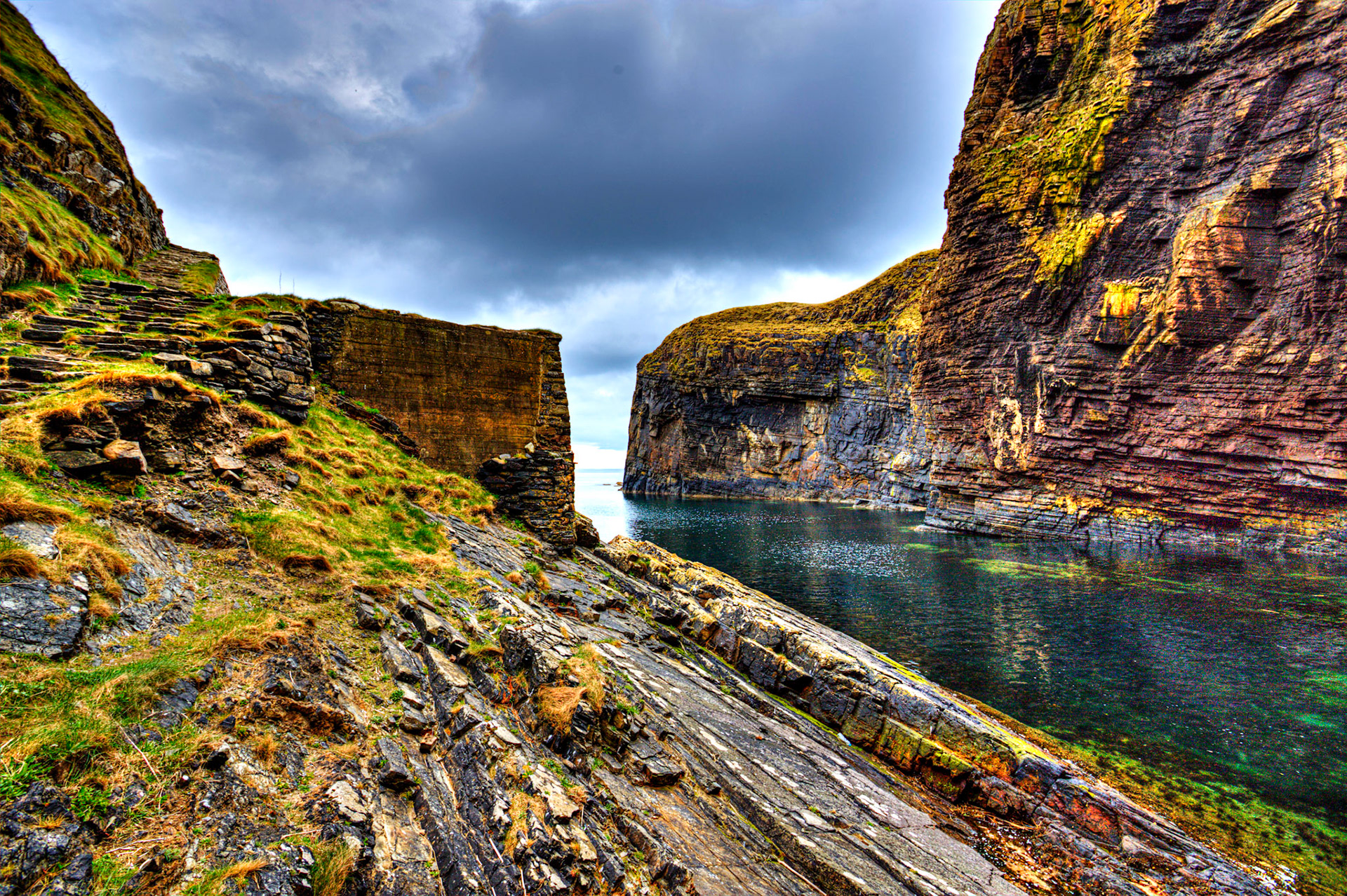 Whaligoe Harbour &amp; Steps