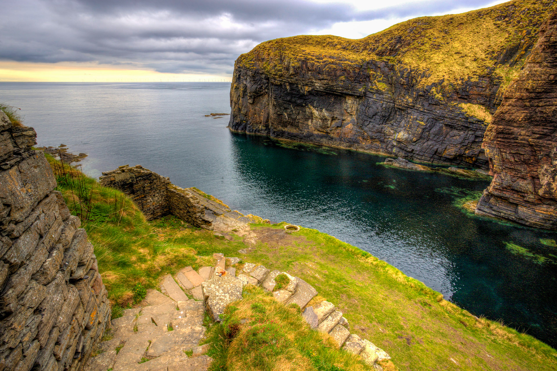 Whaligoe Harbour &amp; Steps