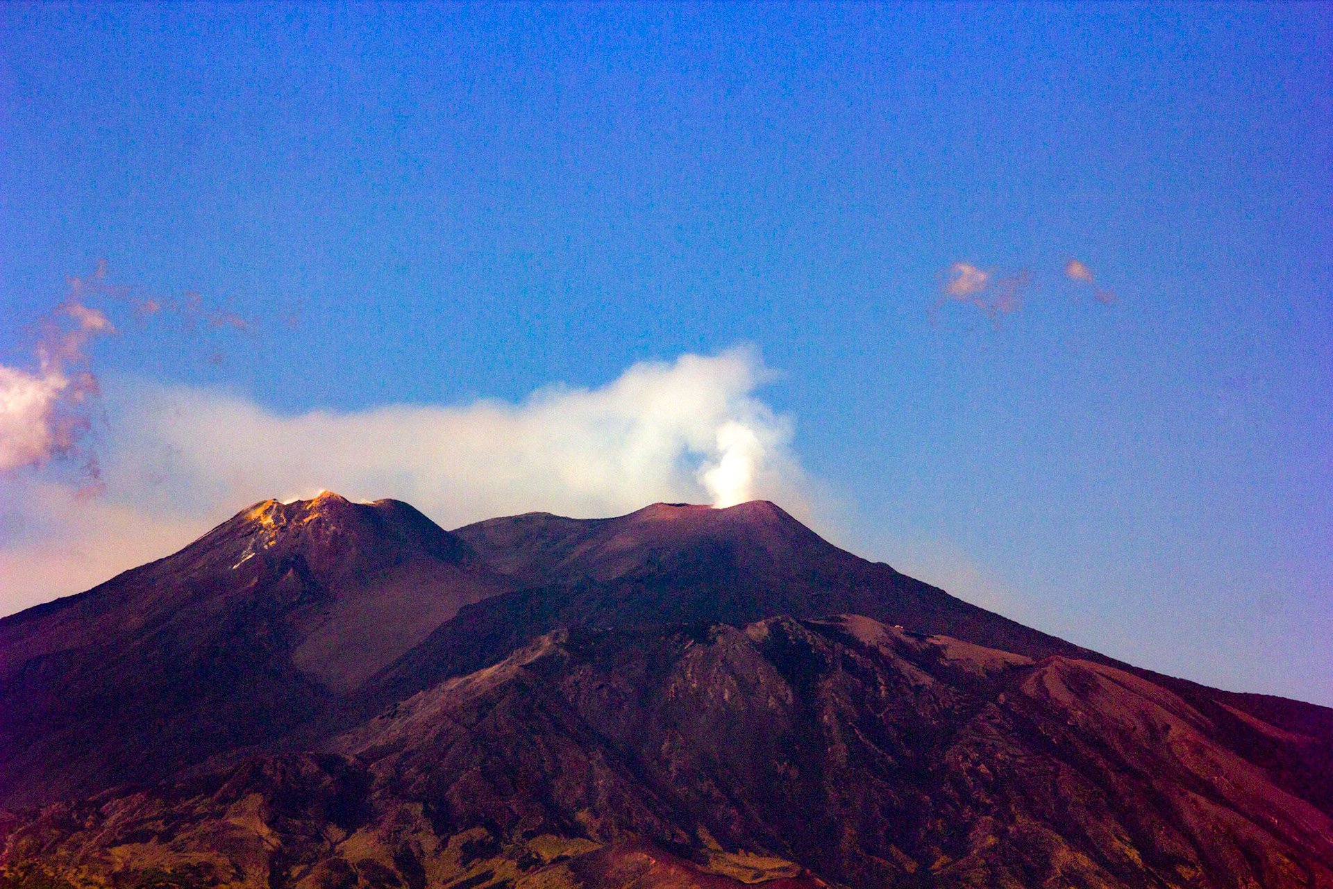 SicilyPlease see my other Photographs at: http://www.jamespdeans.co.uk/