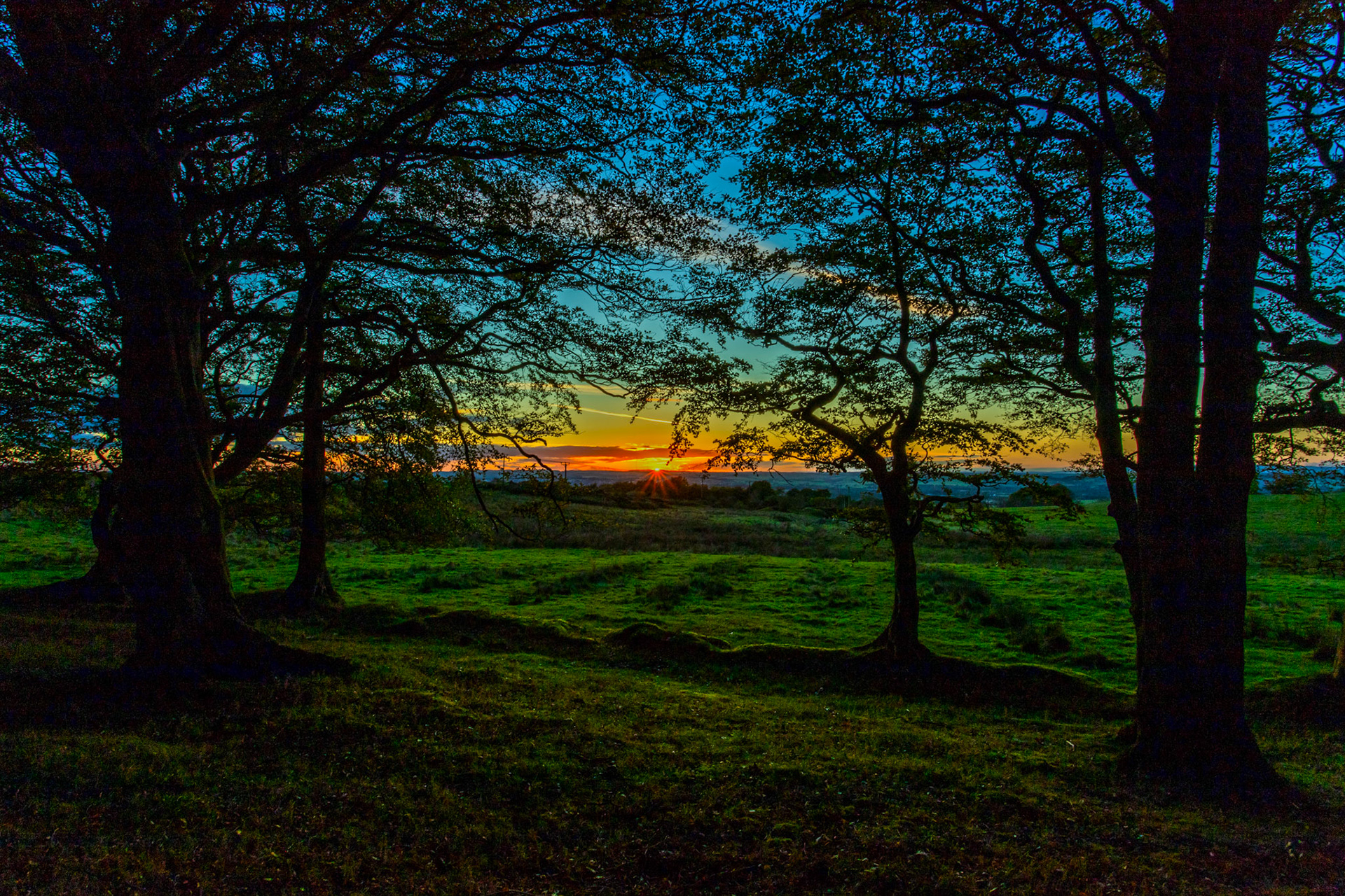 Sunset Bathgate Hills 22 October 2023