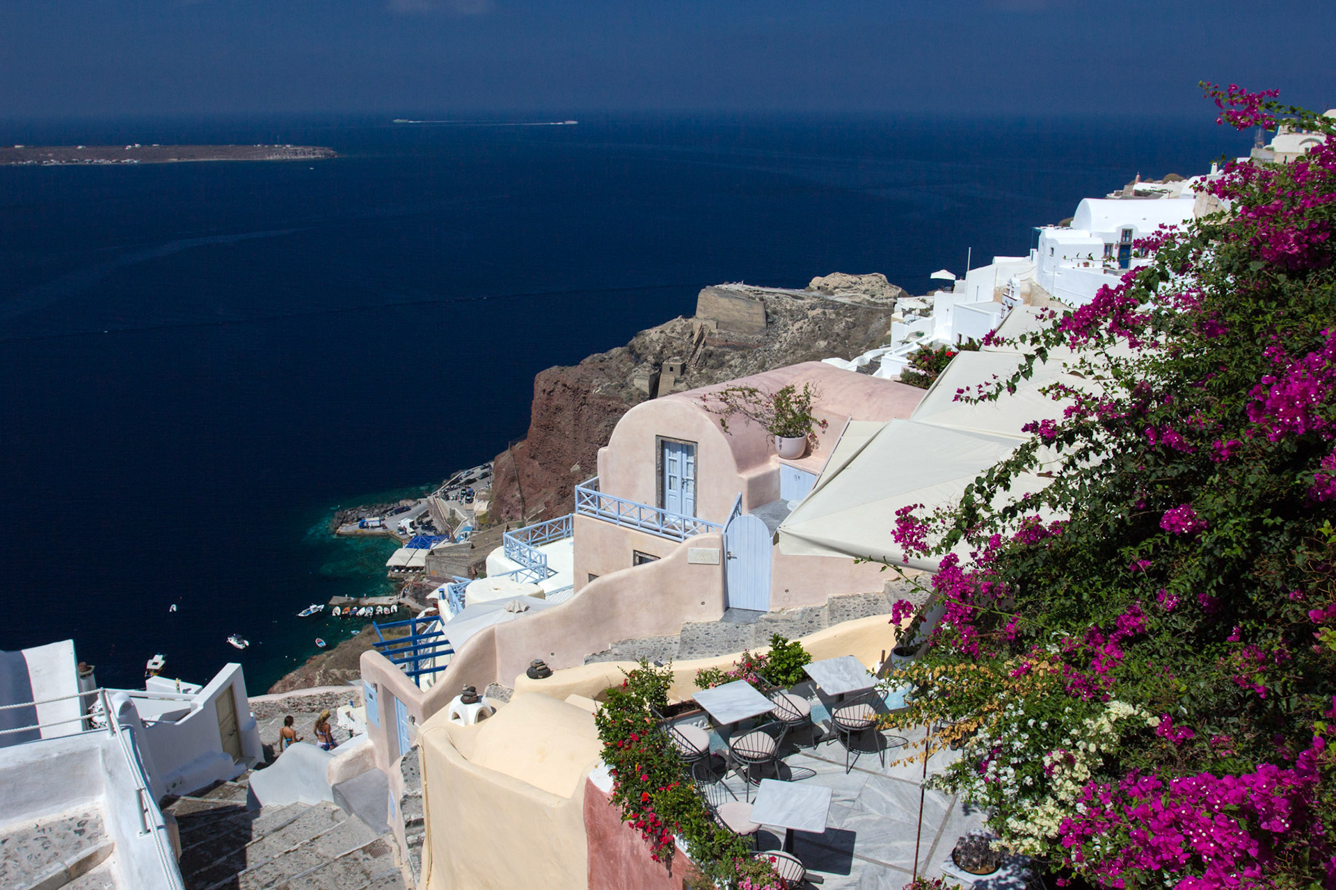 SantoriniPlease see my other Photographs at: www.jamespdeans.co.uk