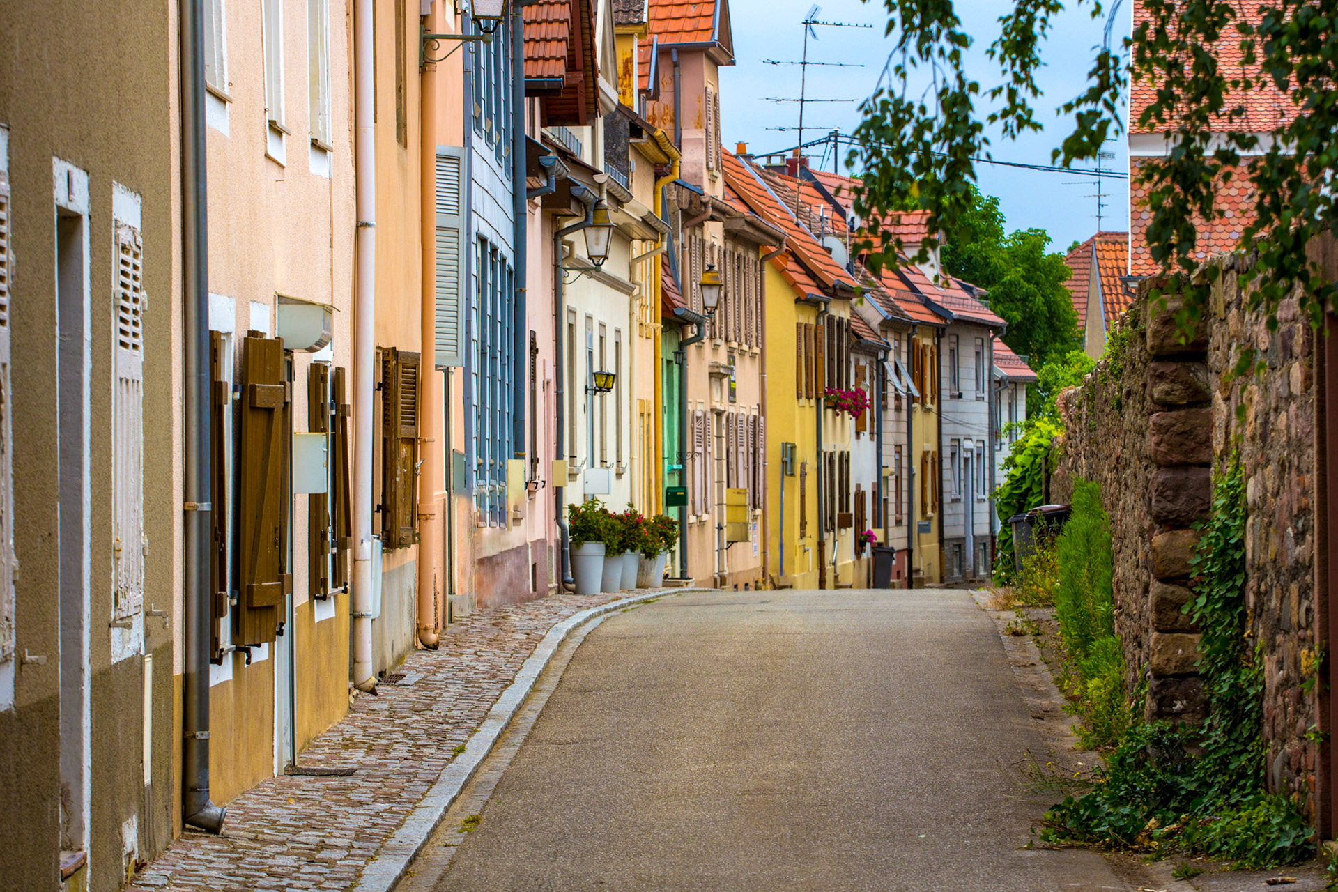 CernayPlease see my other Photographs at: http://www.jamespdeans.co.uk/