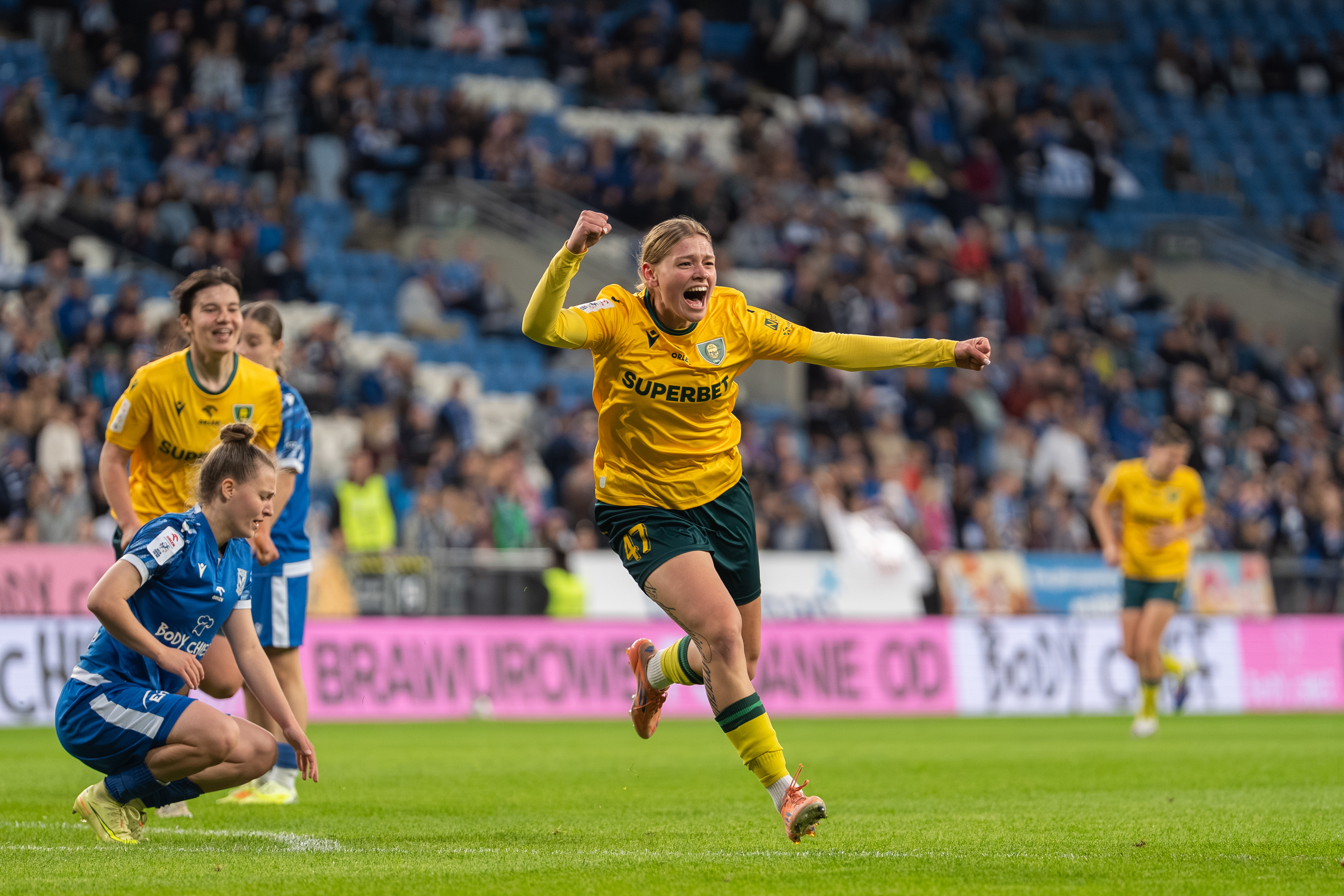 Julia Langosz celebrates goal against Lech Poznan UAM, 1/2 Cup of Poland