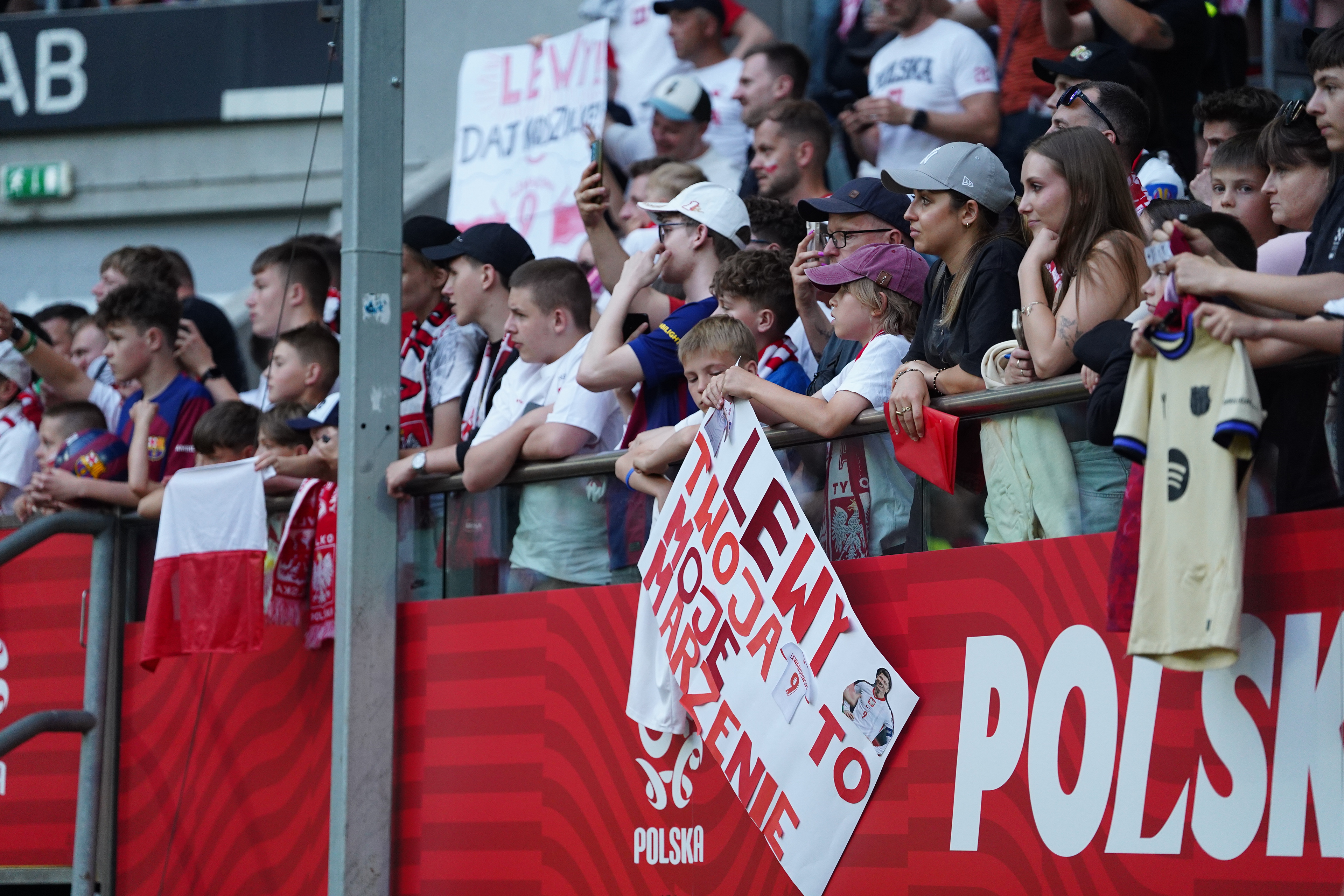 Despair on the fans' faces