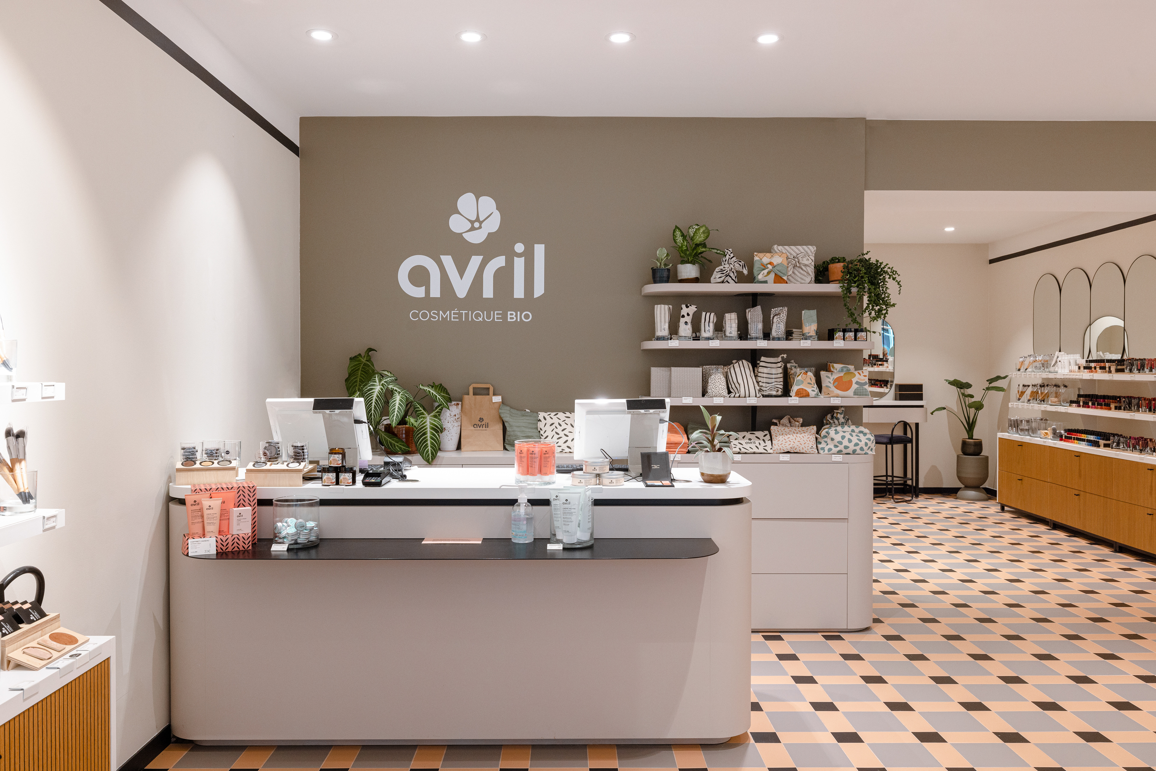 Avril - Pau