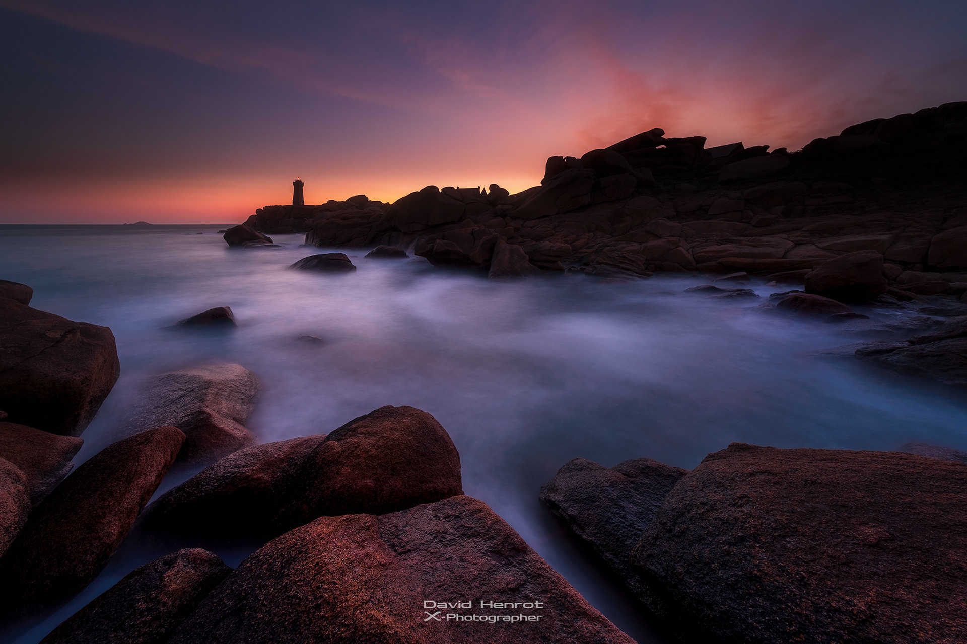 Le Phare de Mean Ruz, Perros-Guirec, Côtes d'Armor