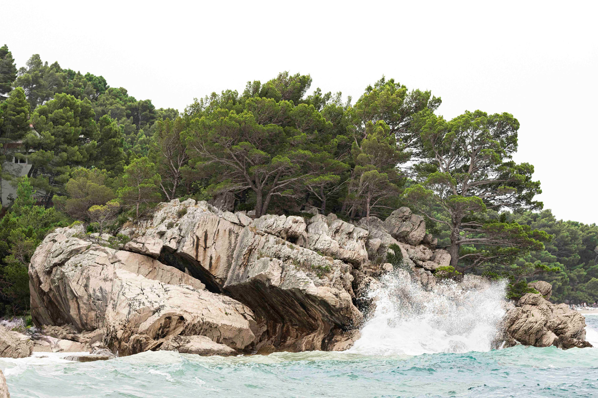 Brela híres sziklája