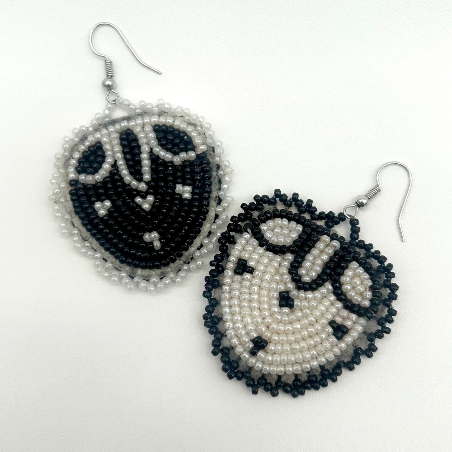 Black & White Heartberry Beaded Earrings