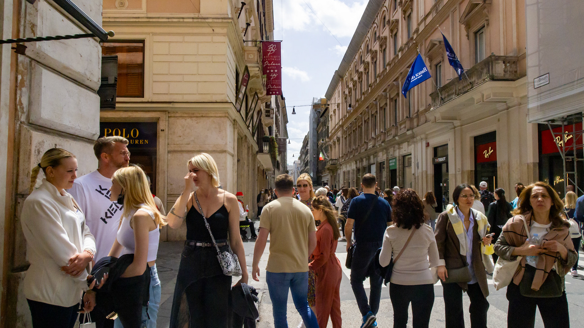 via del Corso. Rome, Italy. 2022.