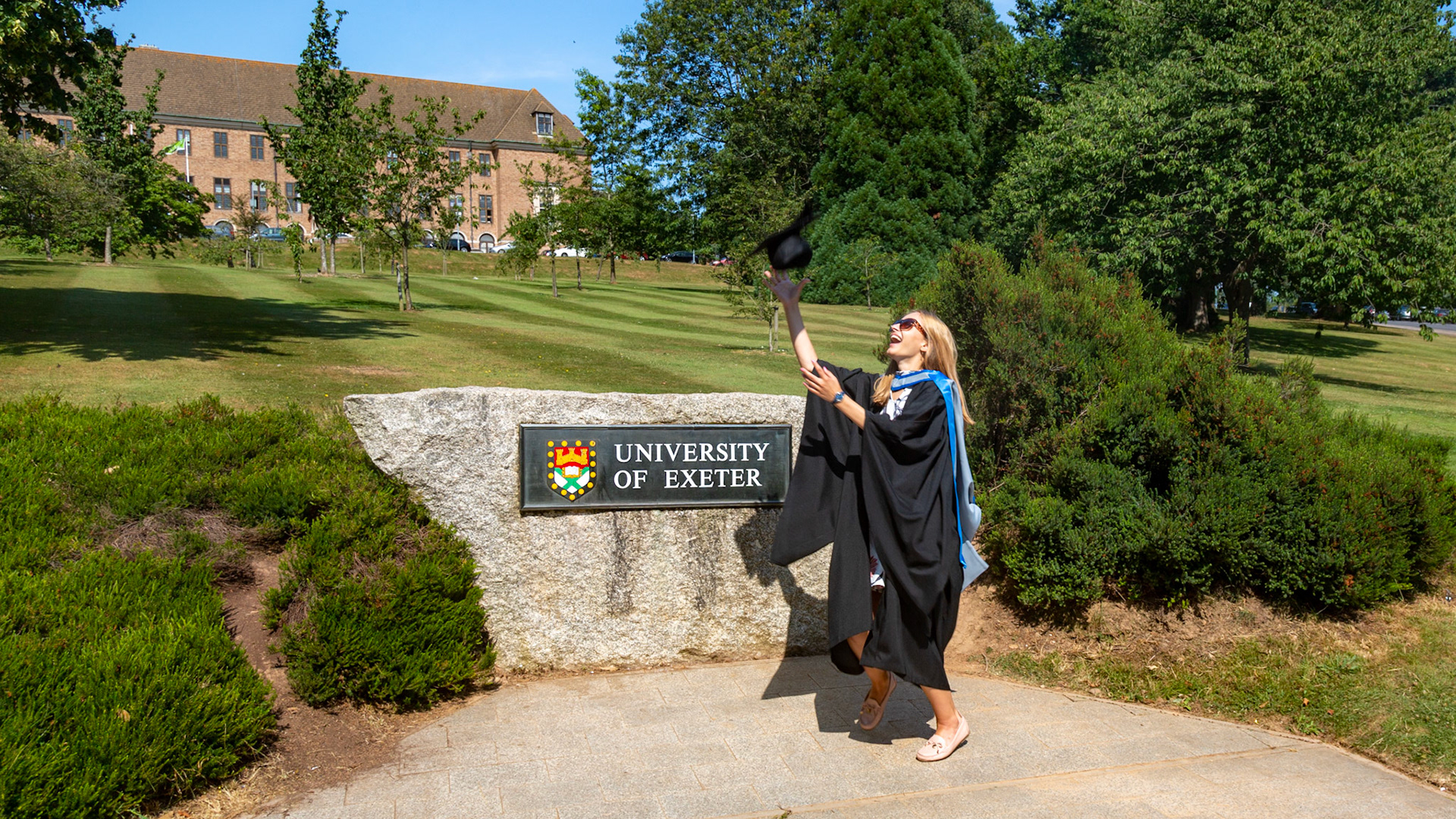 University of Exeter. Exeter, England. 2019.