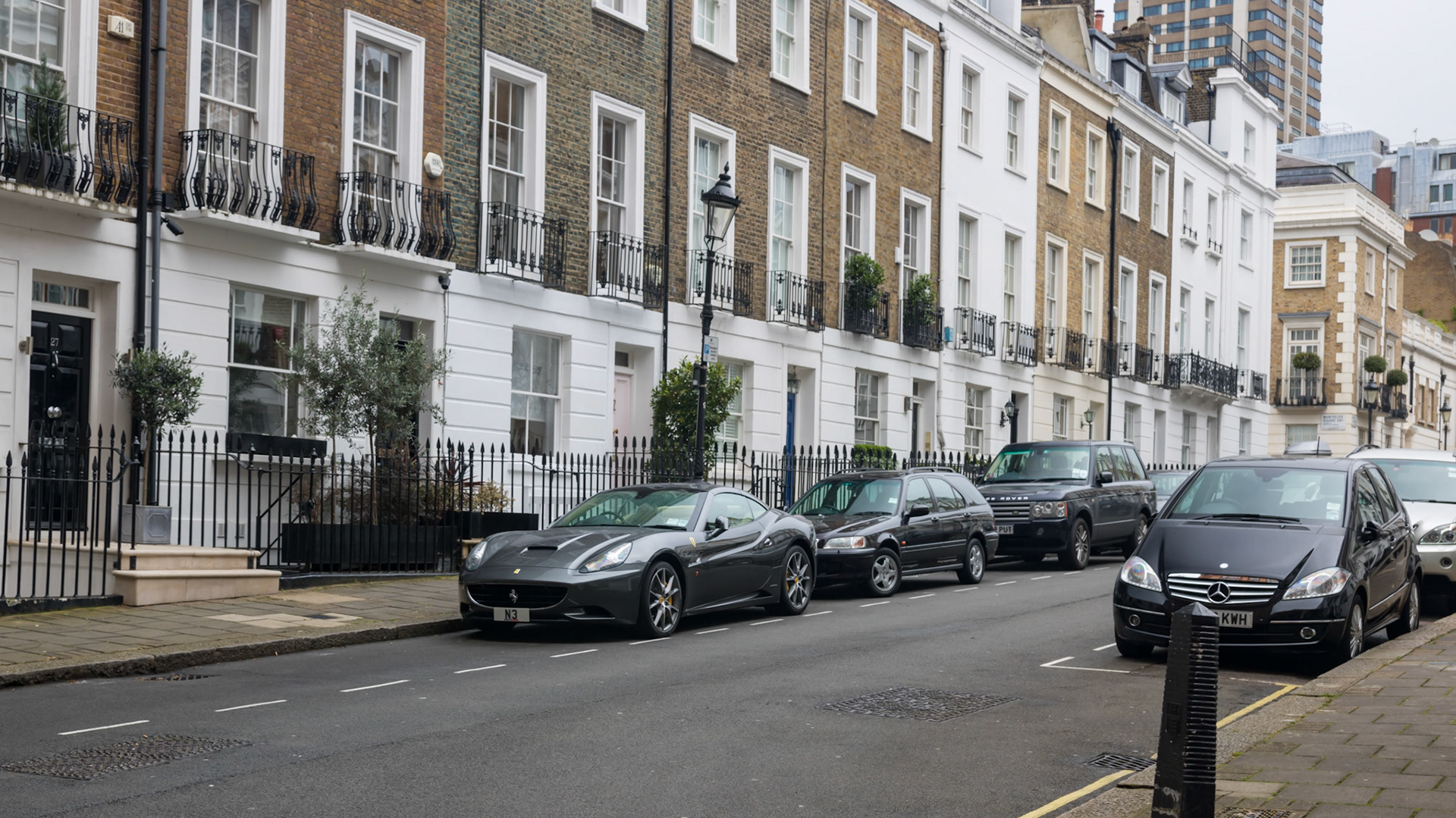 London. 2016.