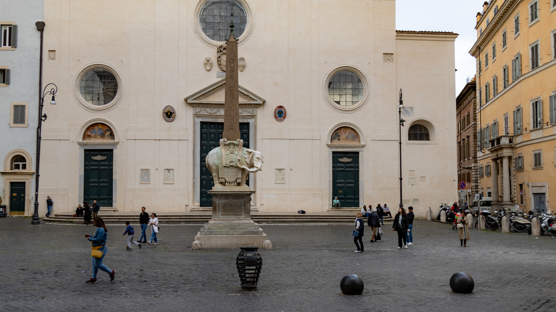 Piazza della Minerva. Rome, Italy. 2022.