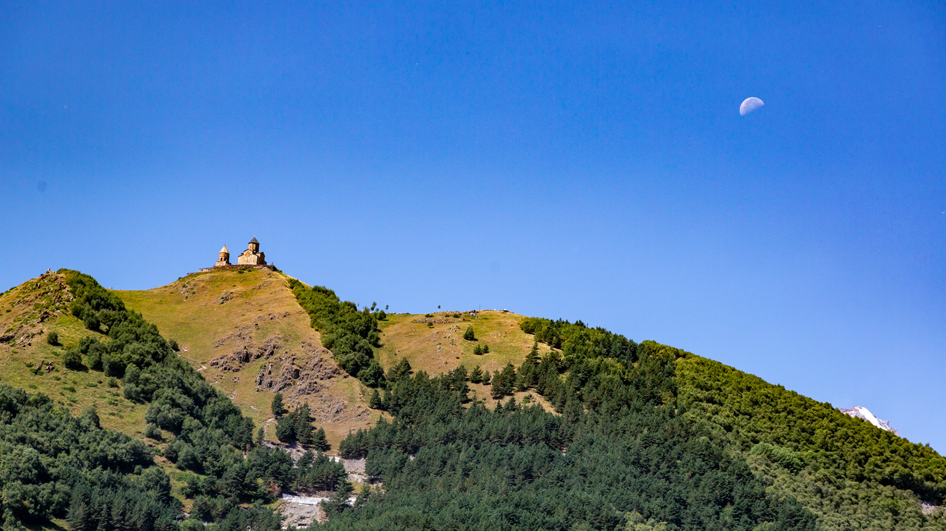 Stepantsminda, Georgia. 2019.