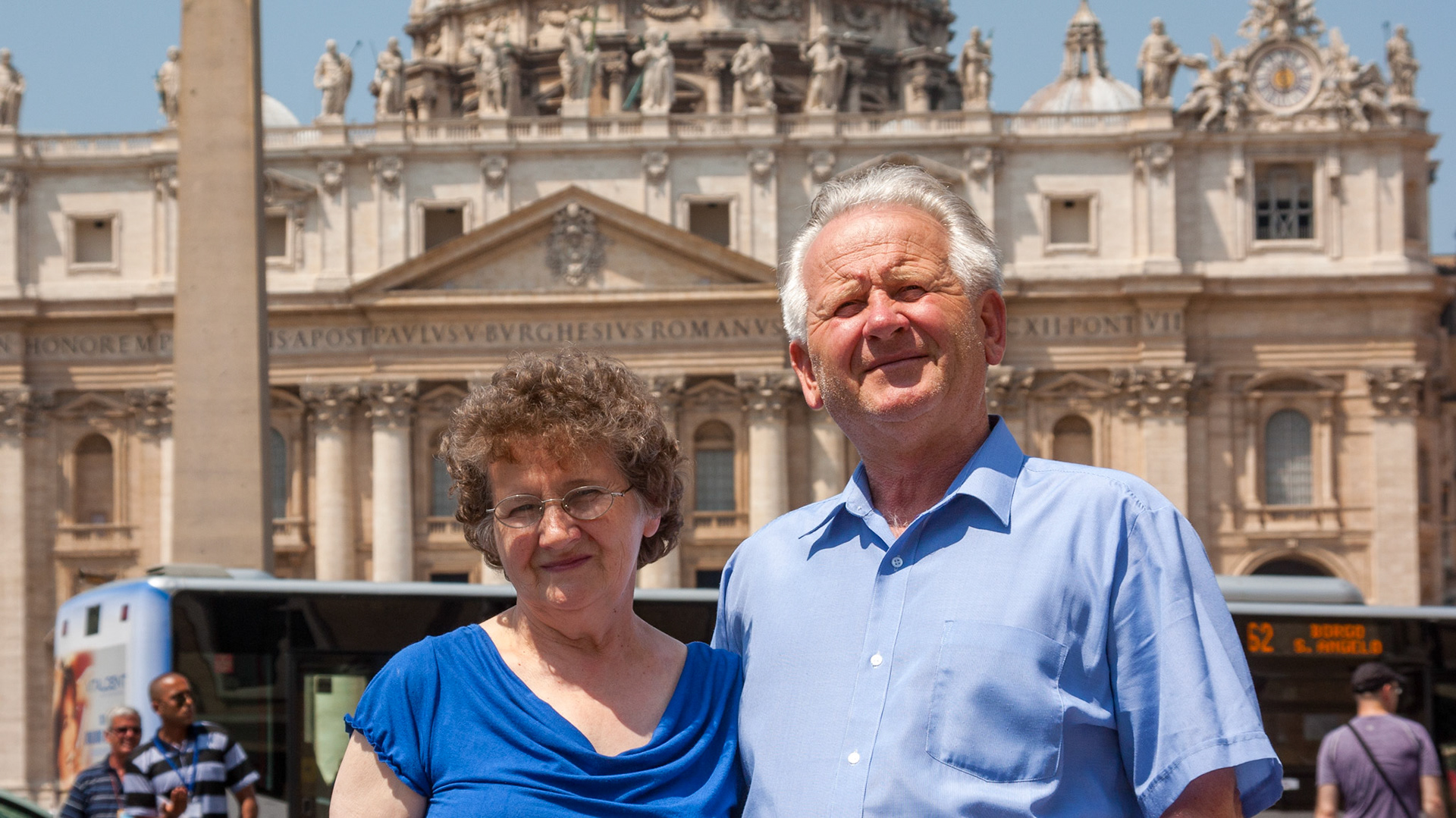 Piazza San Pietro. Vatican City, Rome, Italy. 2011.