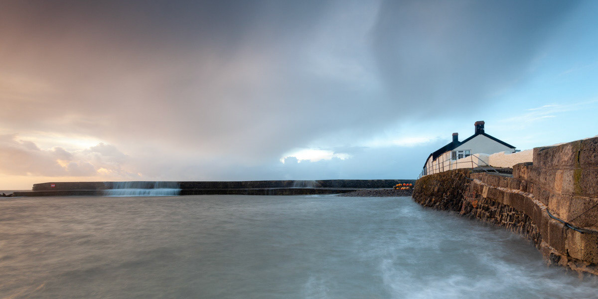 Harbour outer wall - Lyme Regis,Dorset-4169