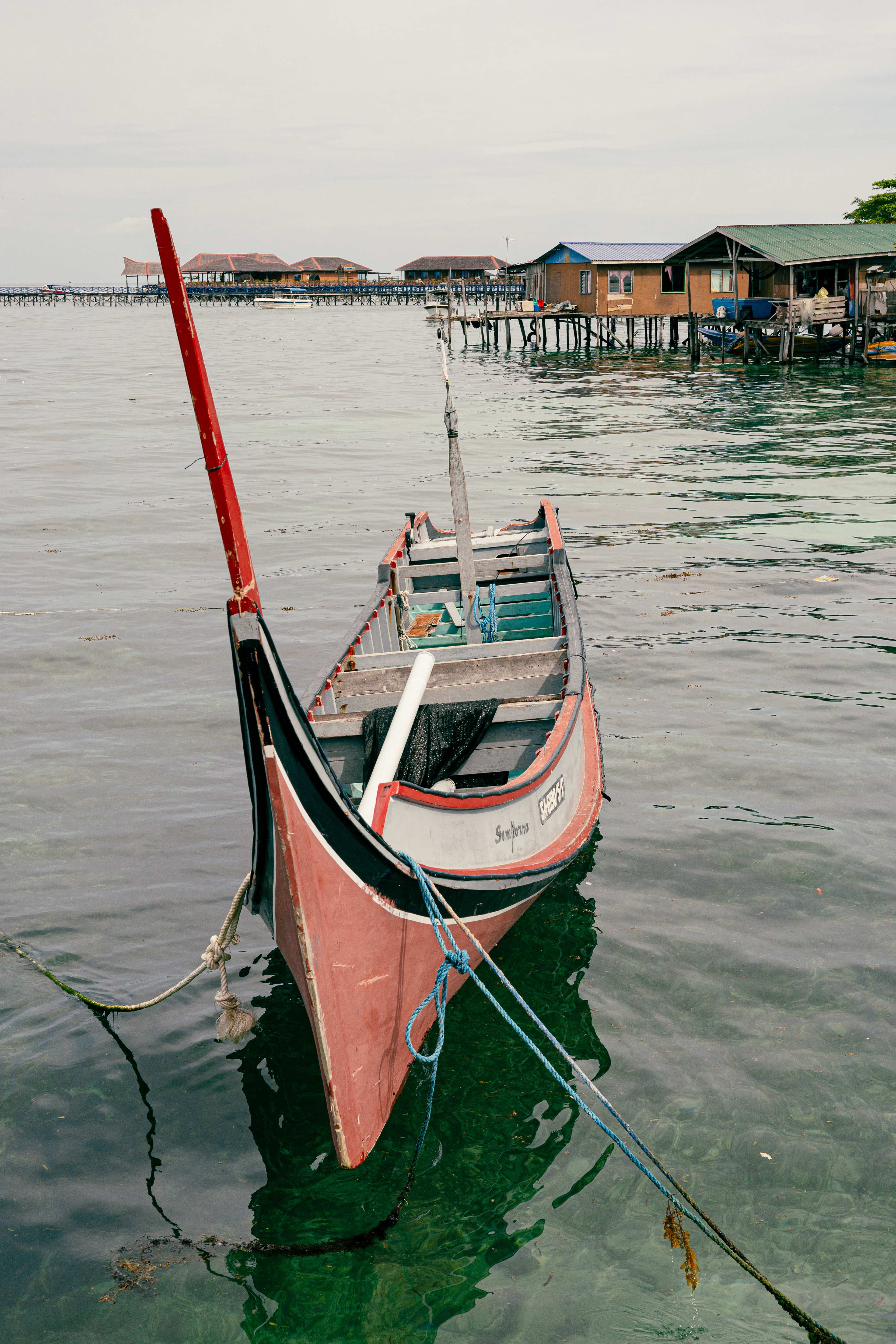 Bateau traditionnel  - Mabul Island, Bornéo