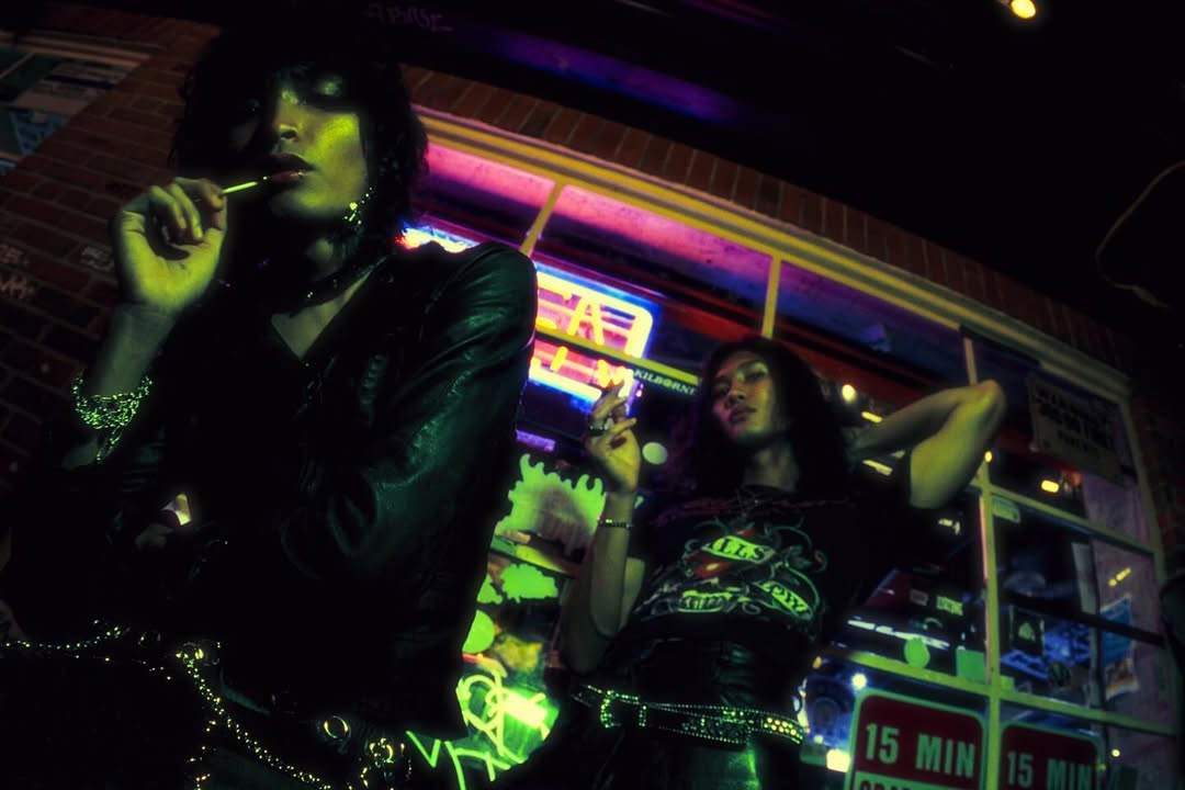 "JINX" CD: @itsarecordshop ph. @starrybari  feat. @dxxnte.s & @fromlancelot 