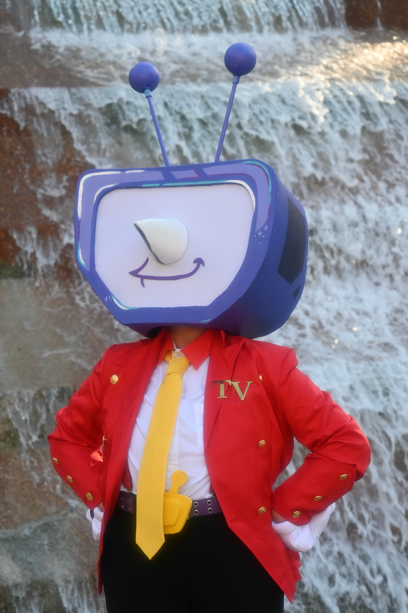 @pasictlon as Tenna from Deltarune