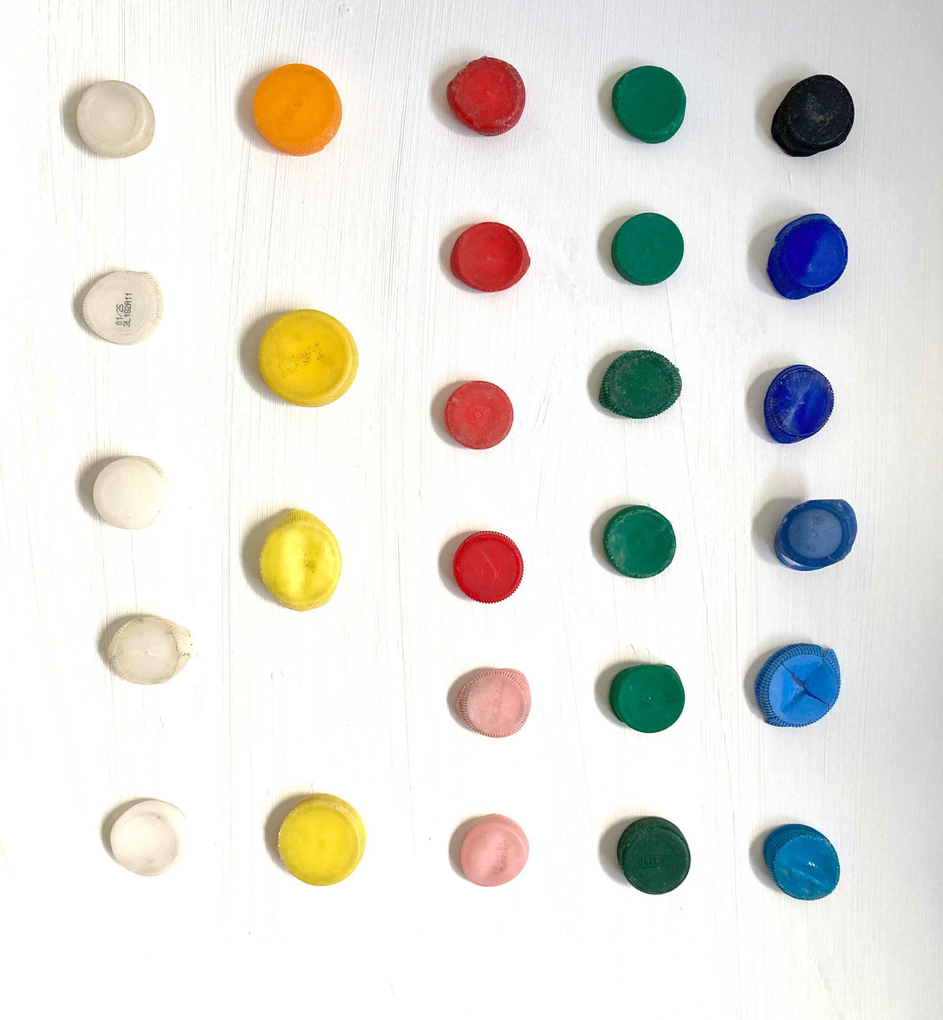 Selected 27 bottle caps are all from 2 HDPE plastic