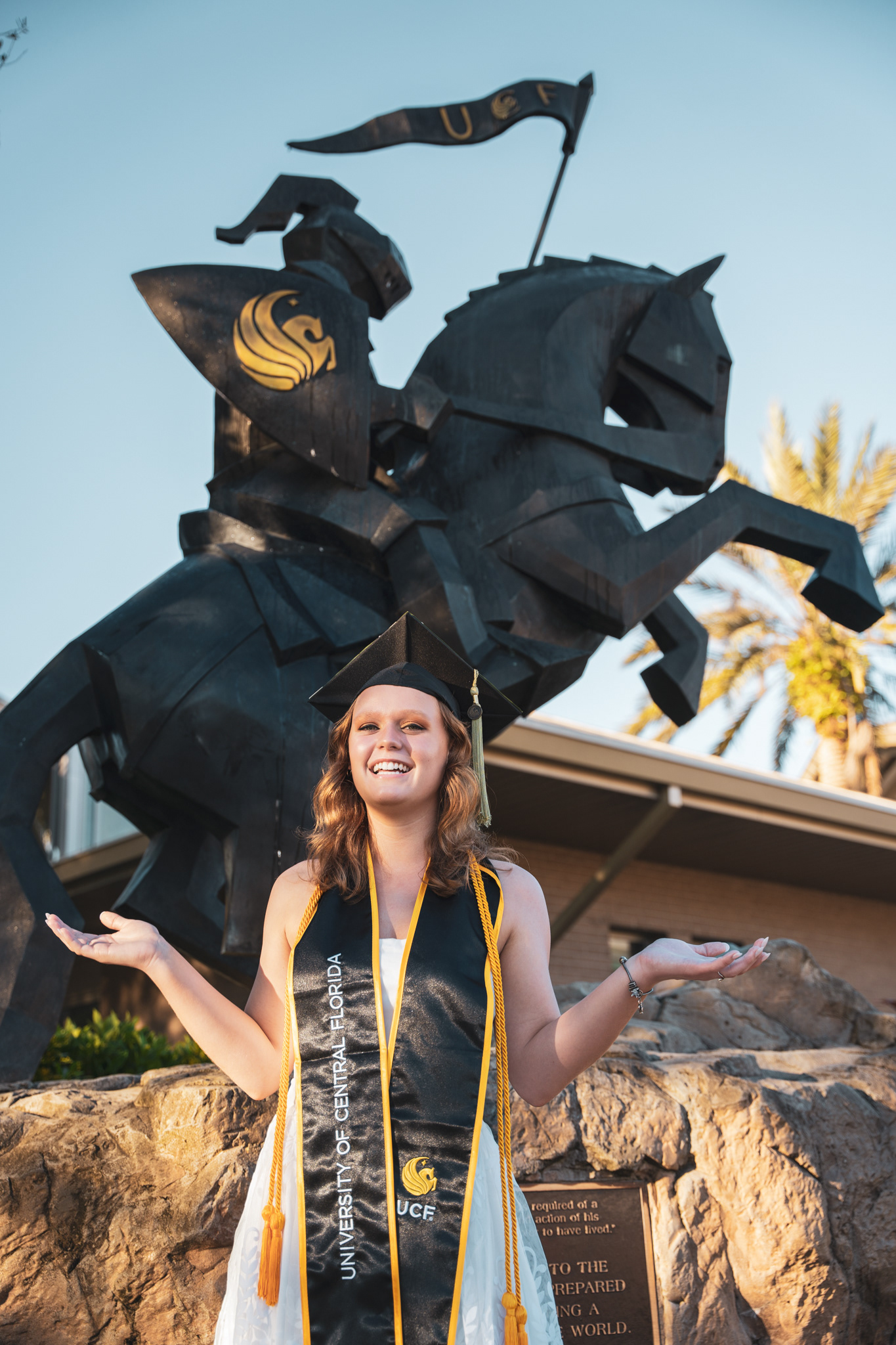 UCF Alumni Statue Orlando Graduation Photographer Session | CB