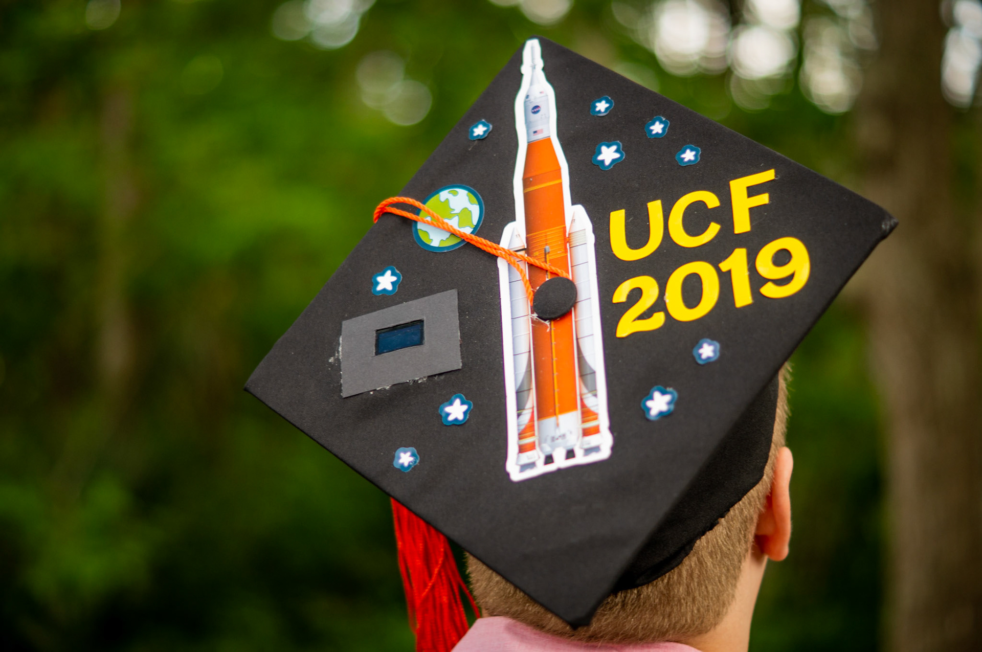 Grad Cap Detail Student Union Boardwalk @ UCF Orlando Graduation Photography | JC