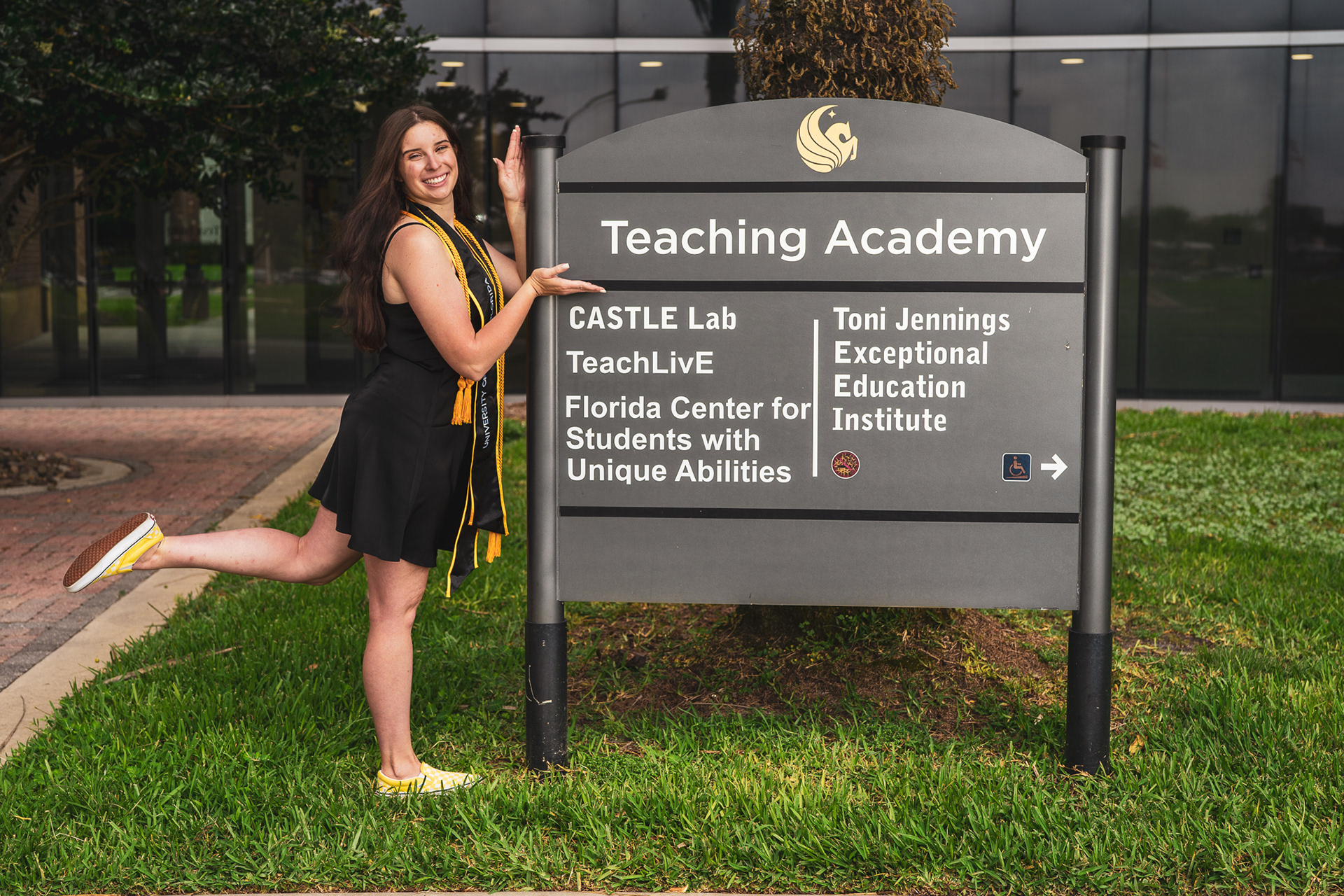UCF Teaching Academy | Orlando Graduation Photographer AC