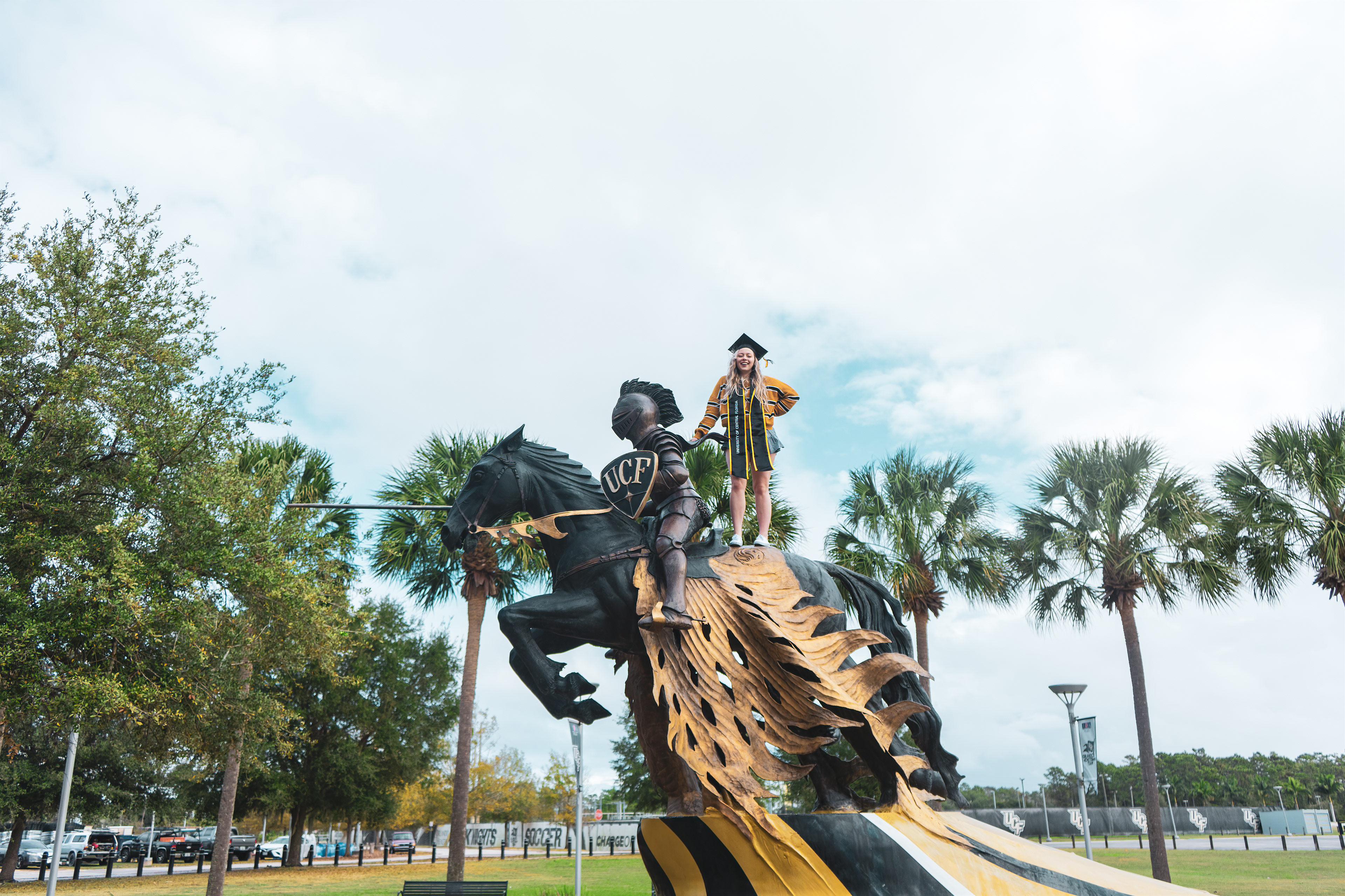 UCF Charging Knight Statue | Orlando Graduation Photography KL