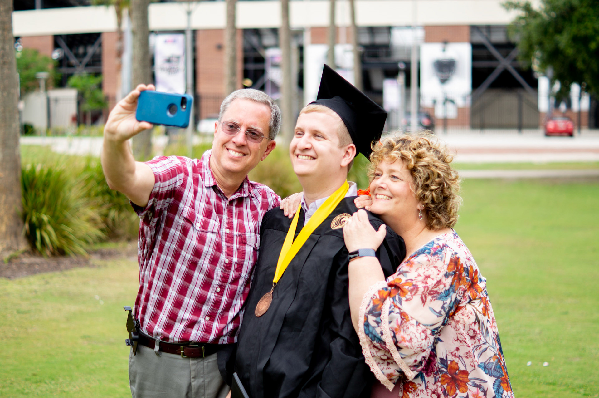 The Parents Join in UCF Orlando Graduation Photography | JC