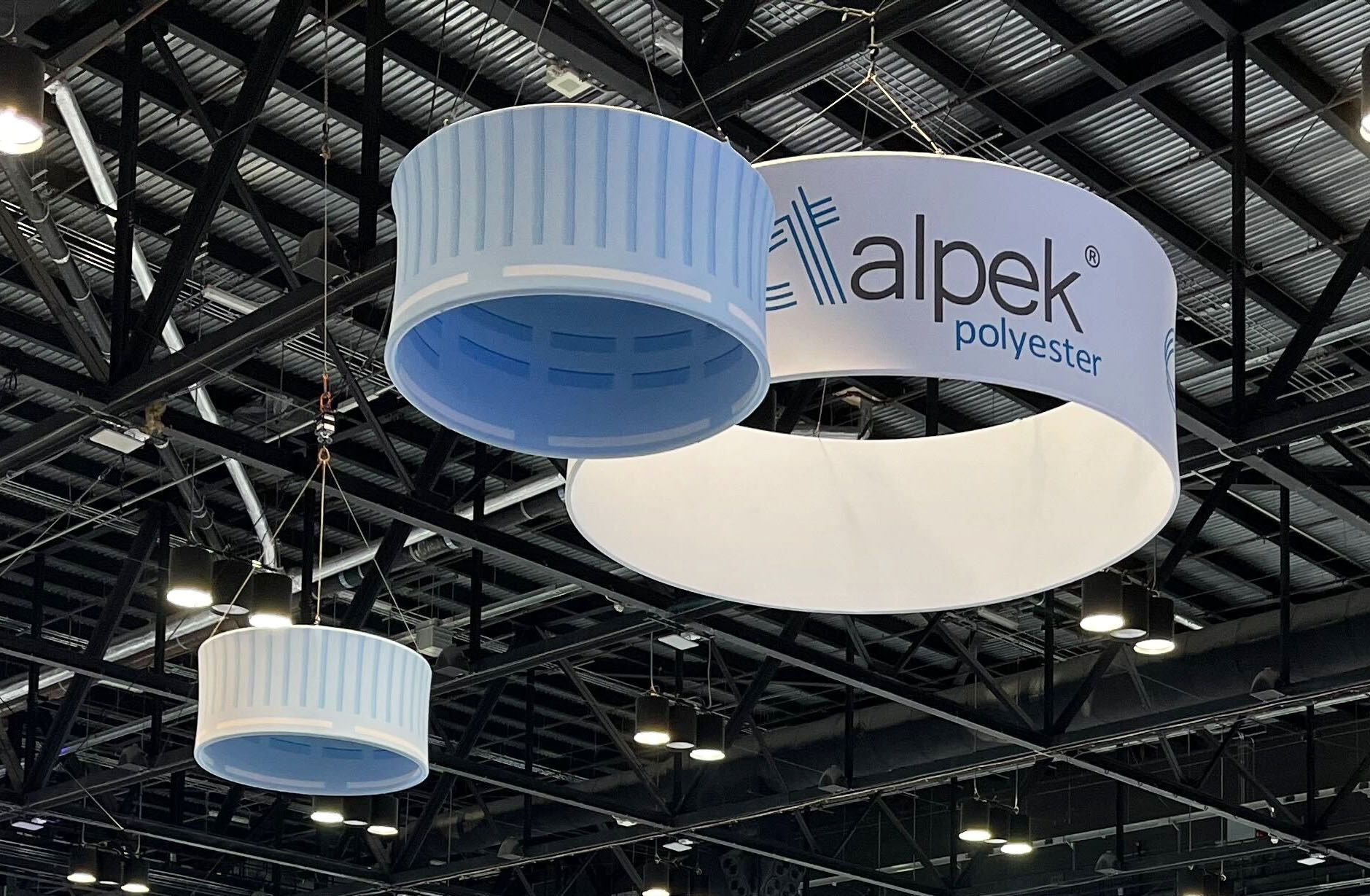 Alpek Polyester "bottle cap" hanging signs