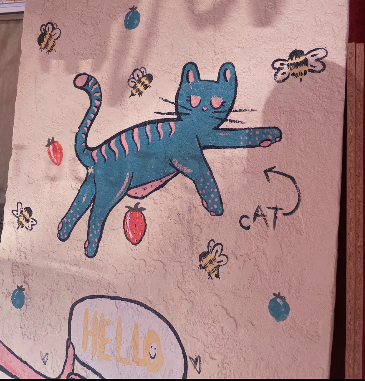 🐱🫐🍓🐝