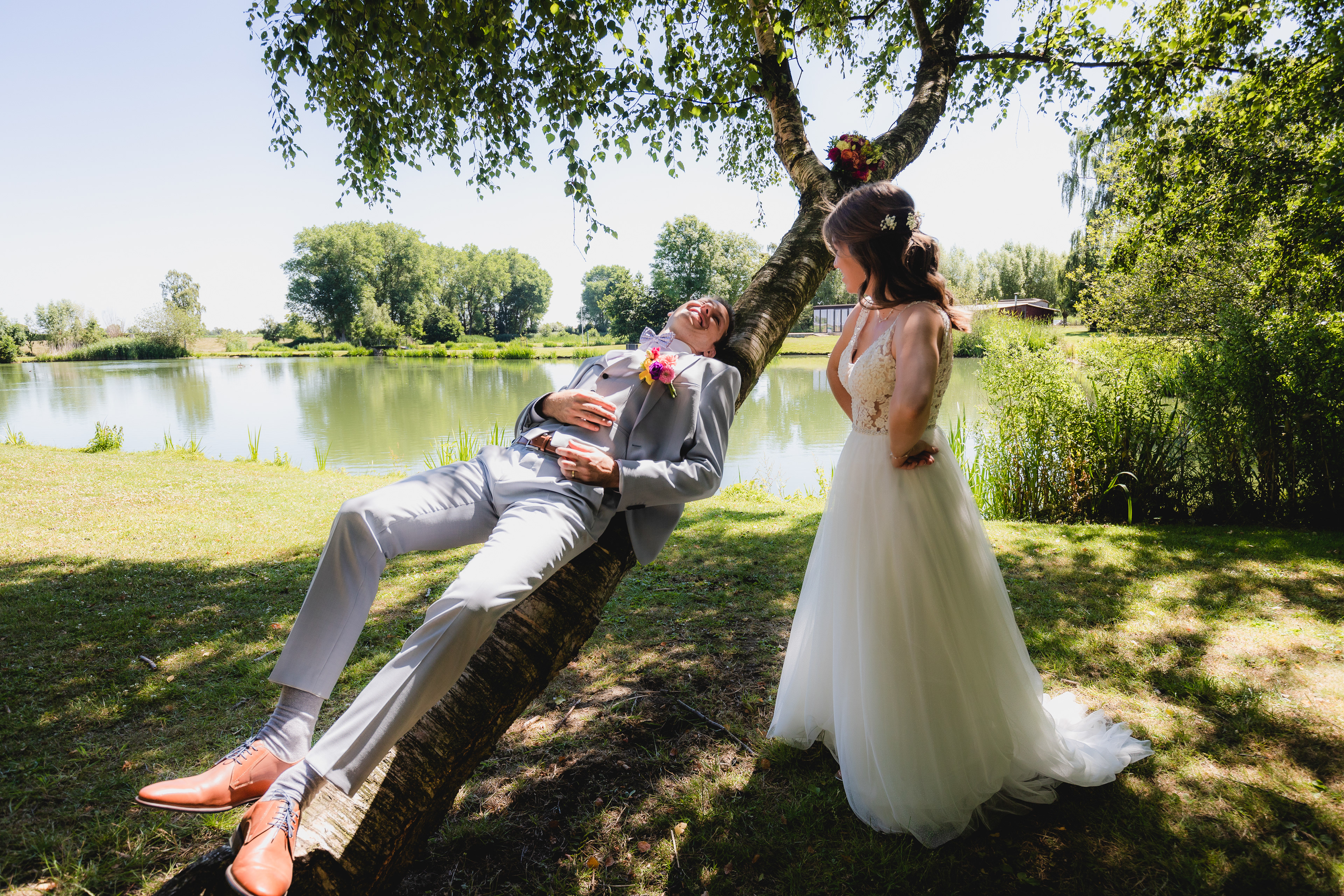 originele trouwfoto's in de natuur