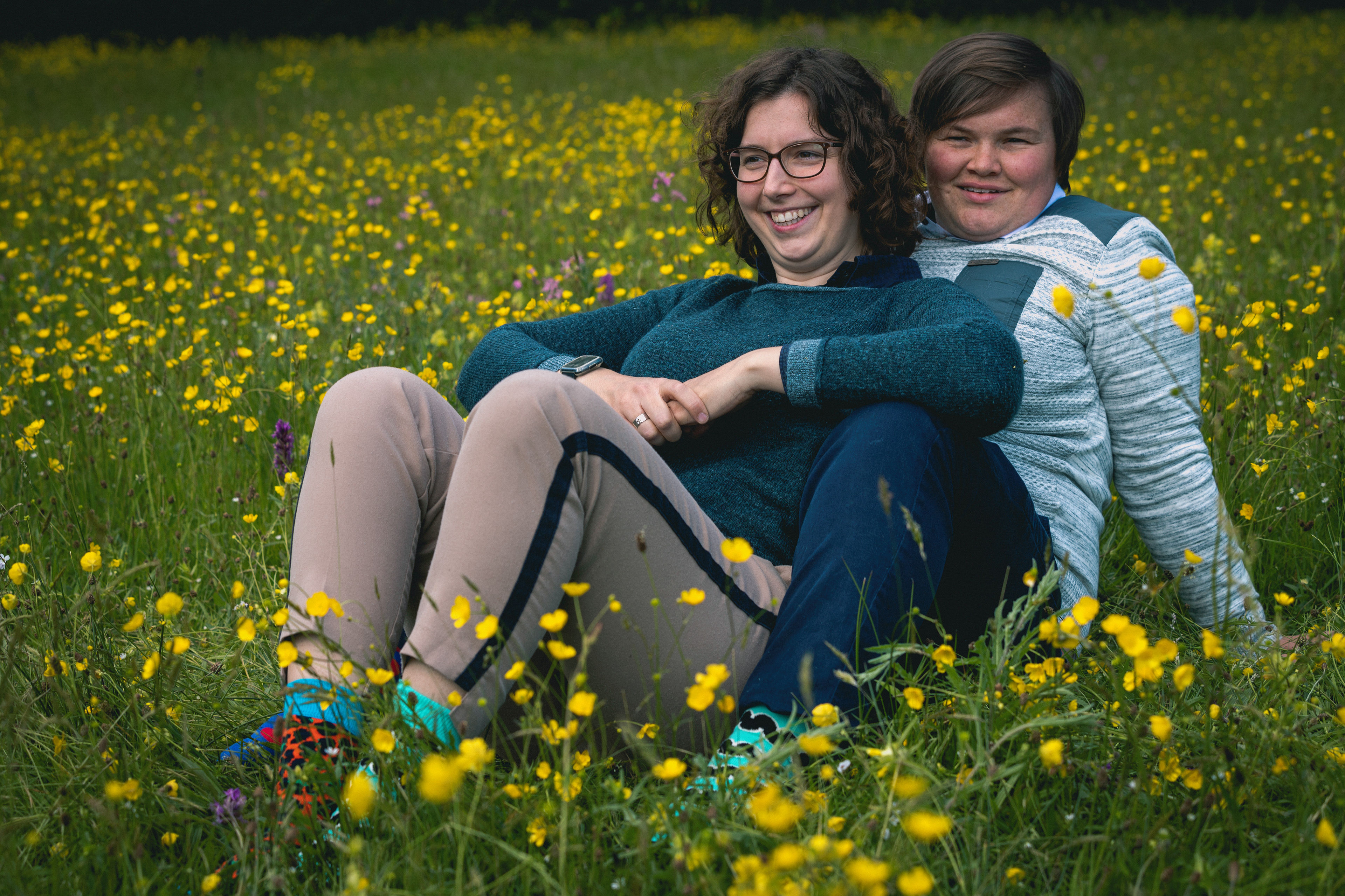 fotoshoot op normaal geplande huwelijksdag in het bos