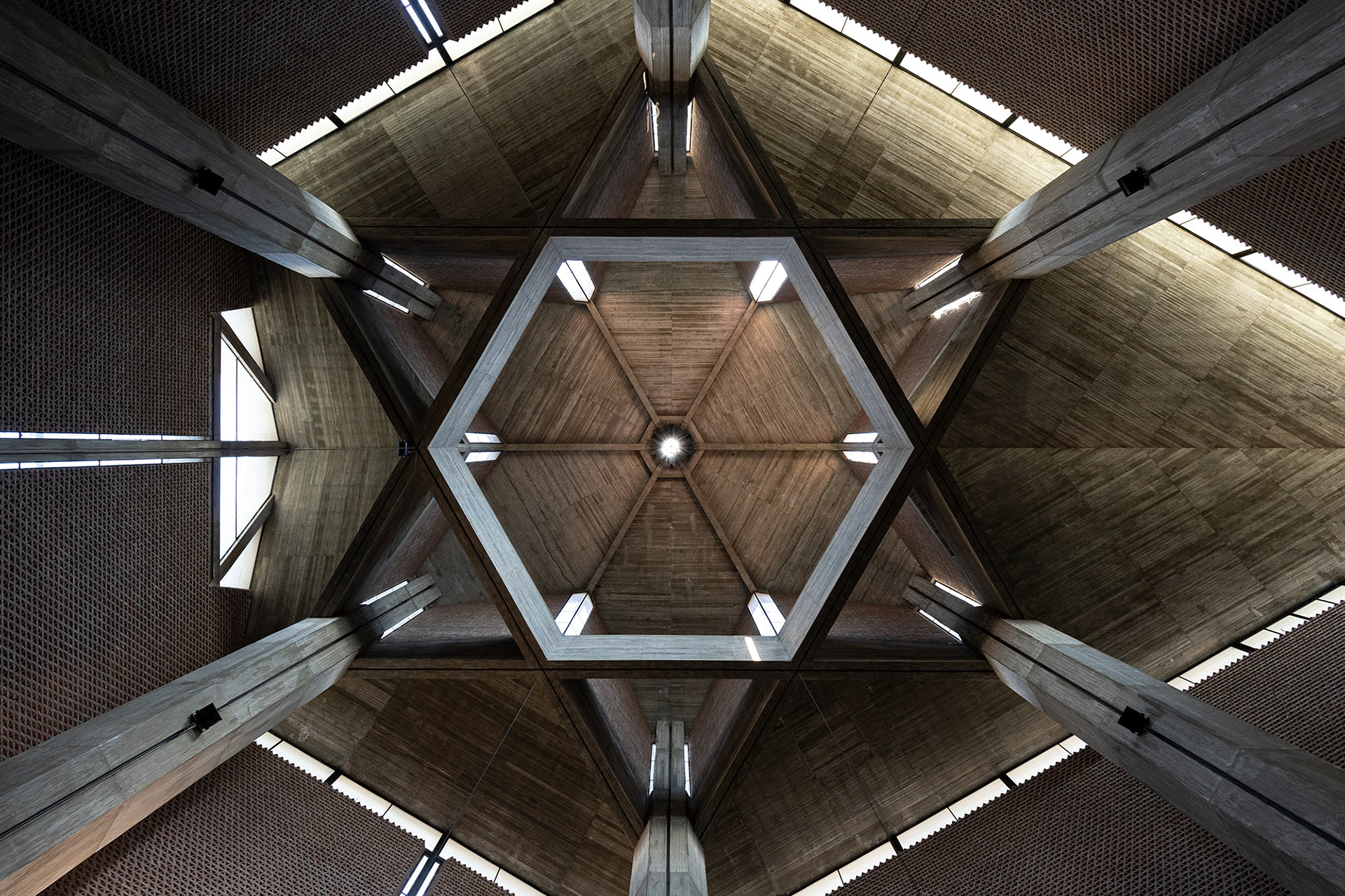 San Policarpo, G. Nicolosi, Roma, 1964-67