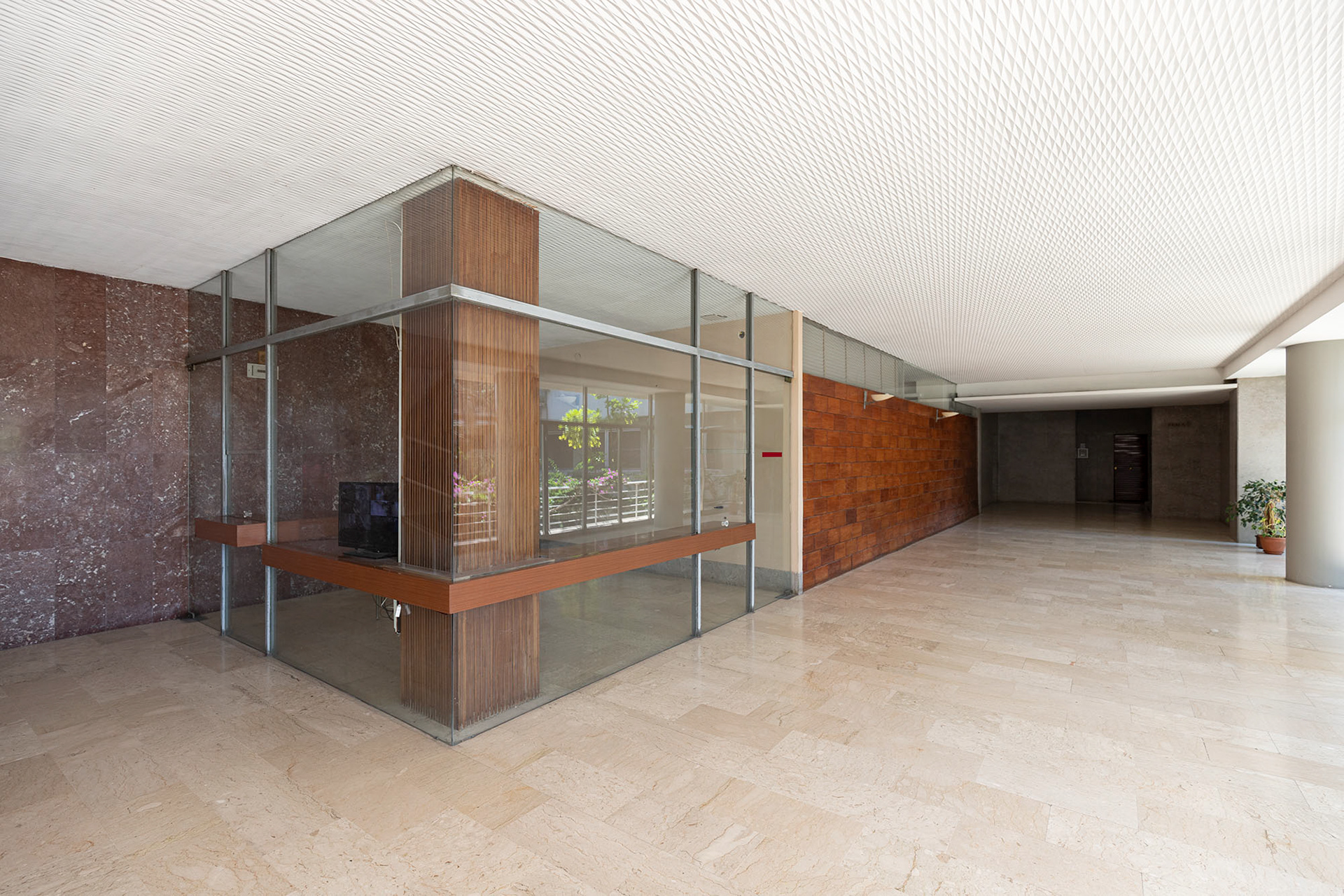 Palazzo della Morte, S. Filo Speziale, Napoli, 1951-57