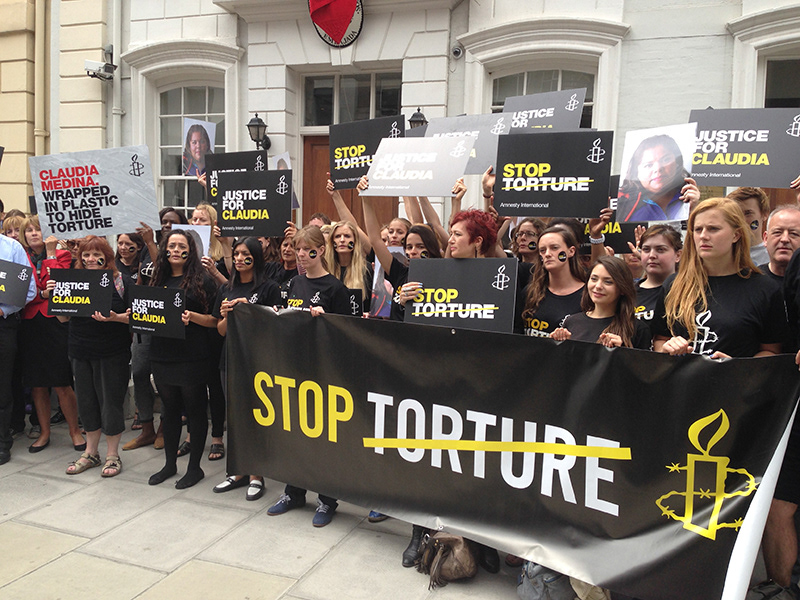 Photos © Marie-Anne Ventoura / Amnesty International UK