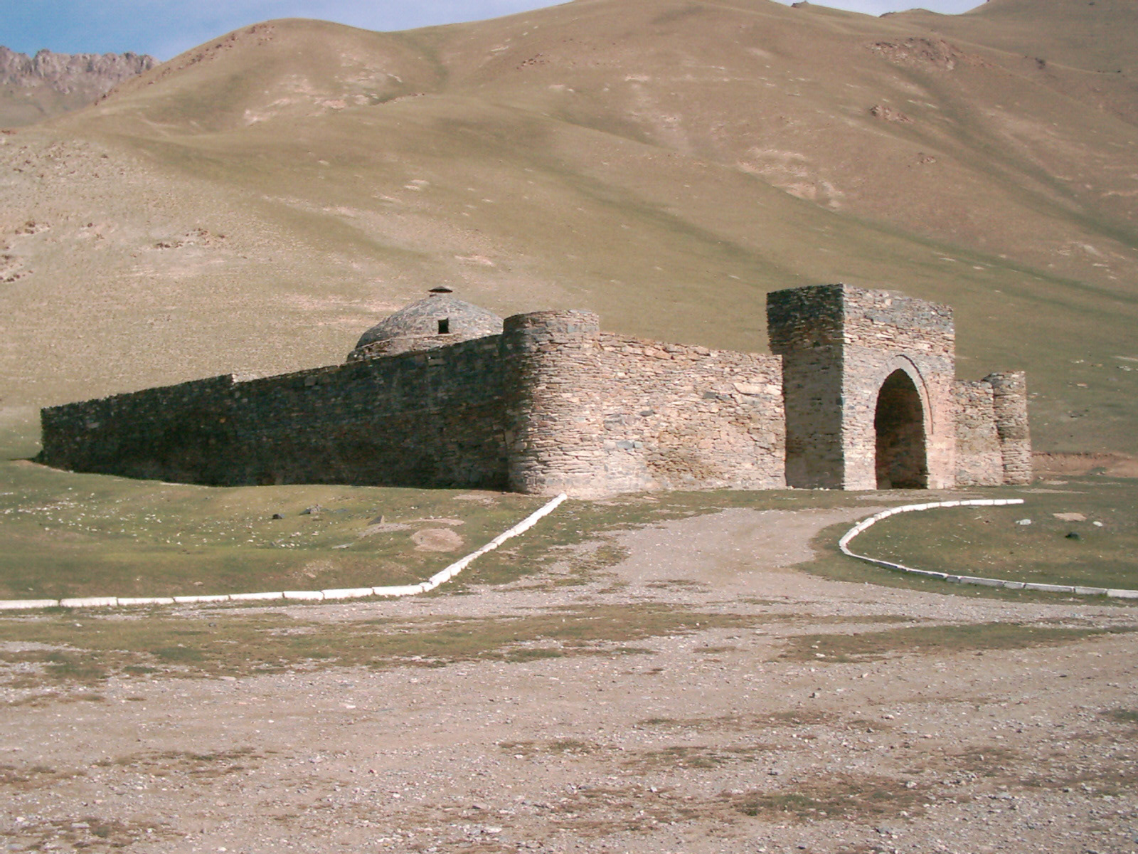 Tash Rabat © Discover Central Asia Tours (DCAT) 