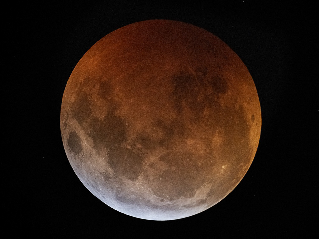 2:12 (Centro de la totalidad)