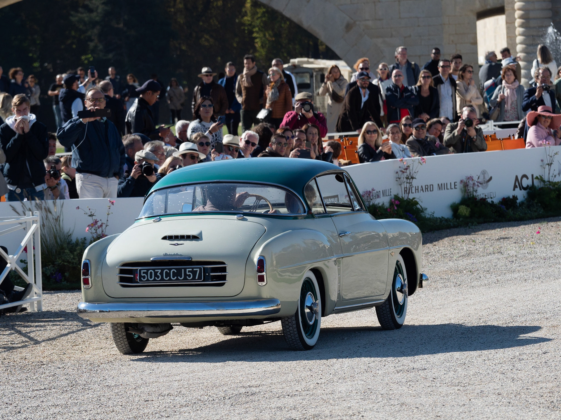 Autobleue 4 CV CHAPRON