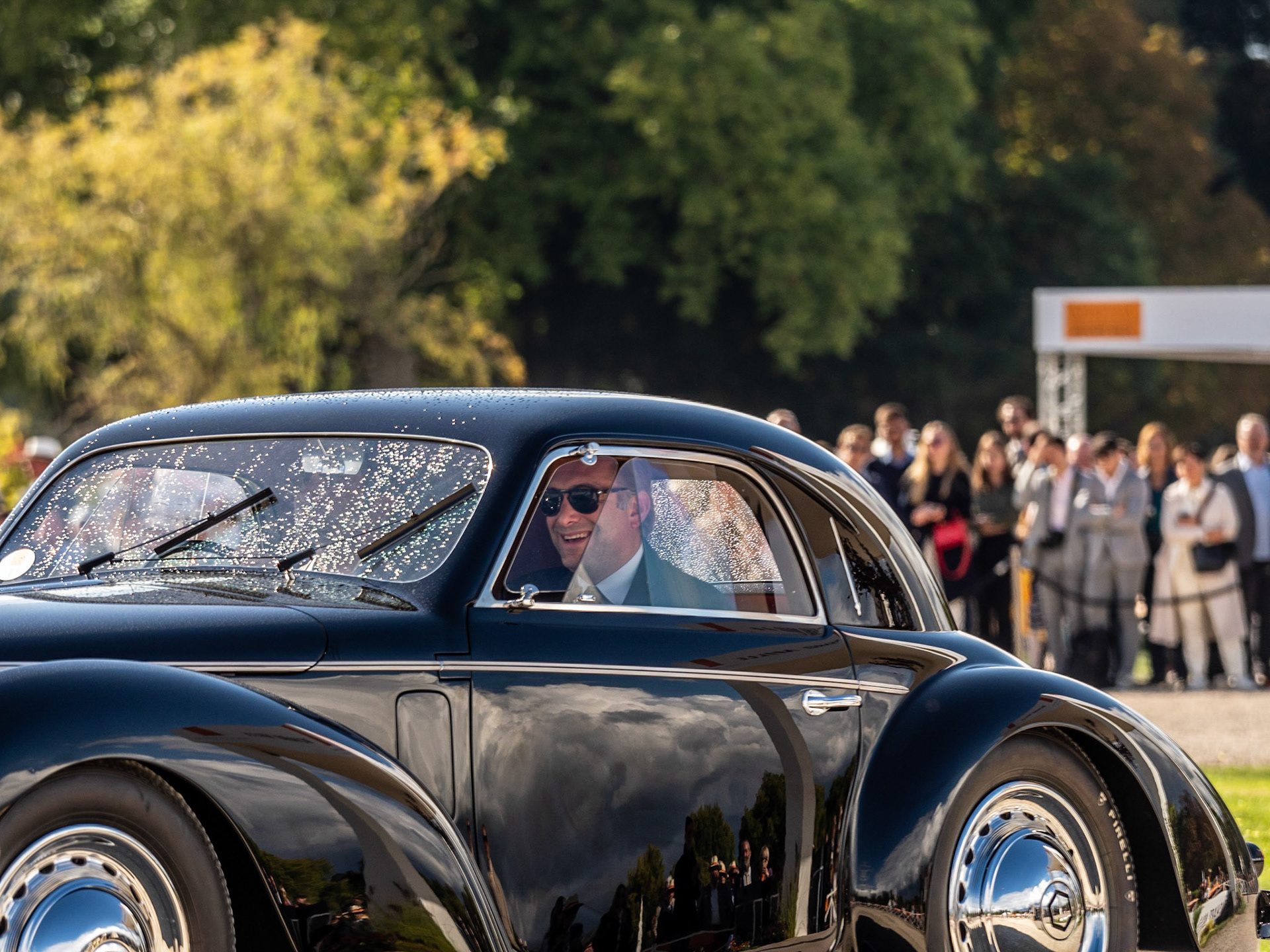 Chantilly Arts & Elegance 2022 Alfa Romeo 2500 SS Touring 1939   In omaggio a Roland D’Ieteren : la Carrozzeria Touring (dopo la guerra)  1° classificata