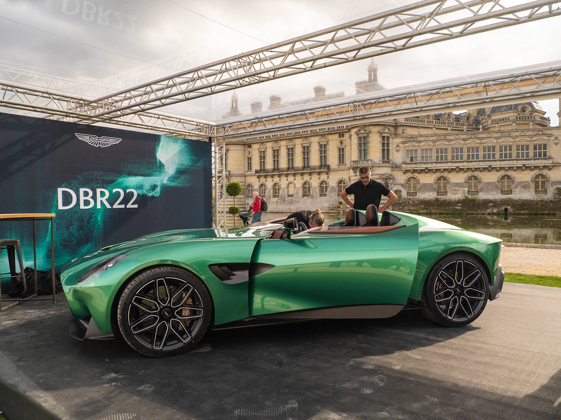 Chantilly Arts & Elegance 2022 Concorso di Eleganza CONCEPT CAR  Aston Martin DBR 22  BEST SHOW
