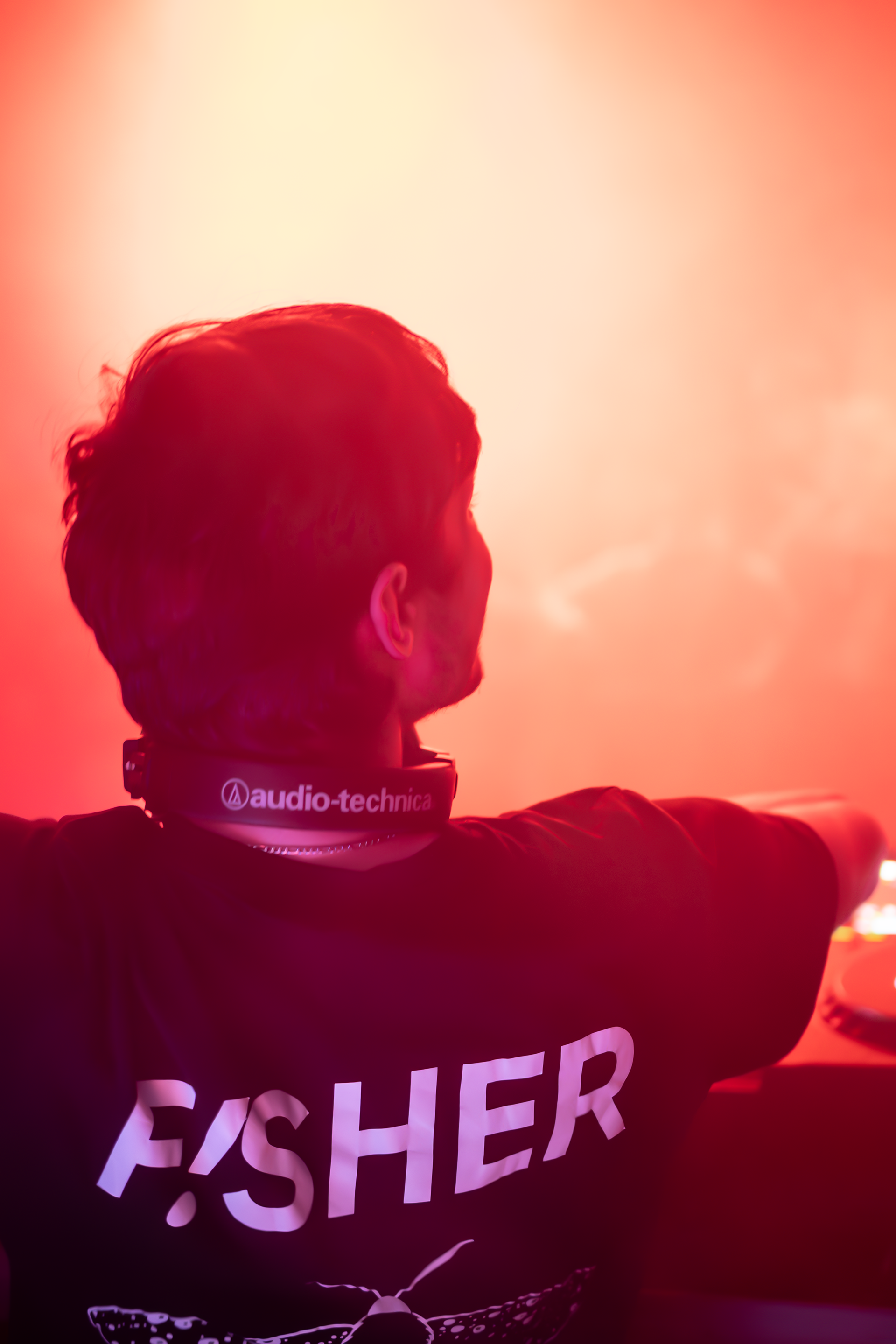 Warehouse Alice en rave 6 Paris (F!SHER)