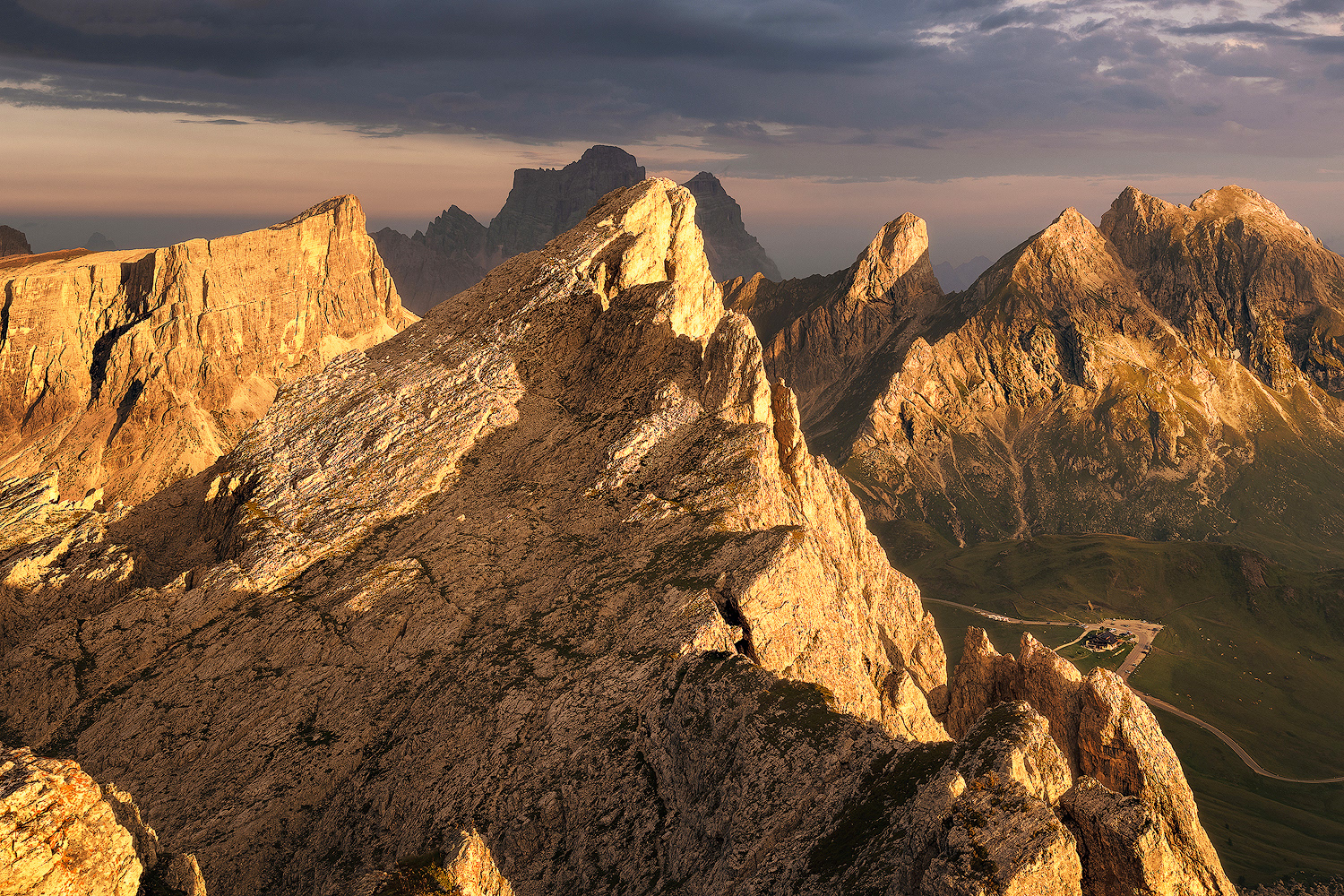 Passo Giau fotografato dal Rifugio Nuvolau