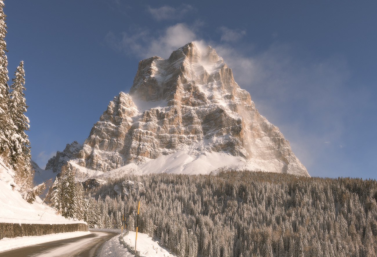 Monte Pelmo innevato